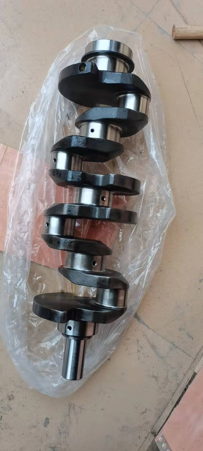 Trục cơ YCD4J22 YCD4J22 Crankshaft Yuchai 4105 Supercharged 85KG 700YC0510