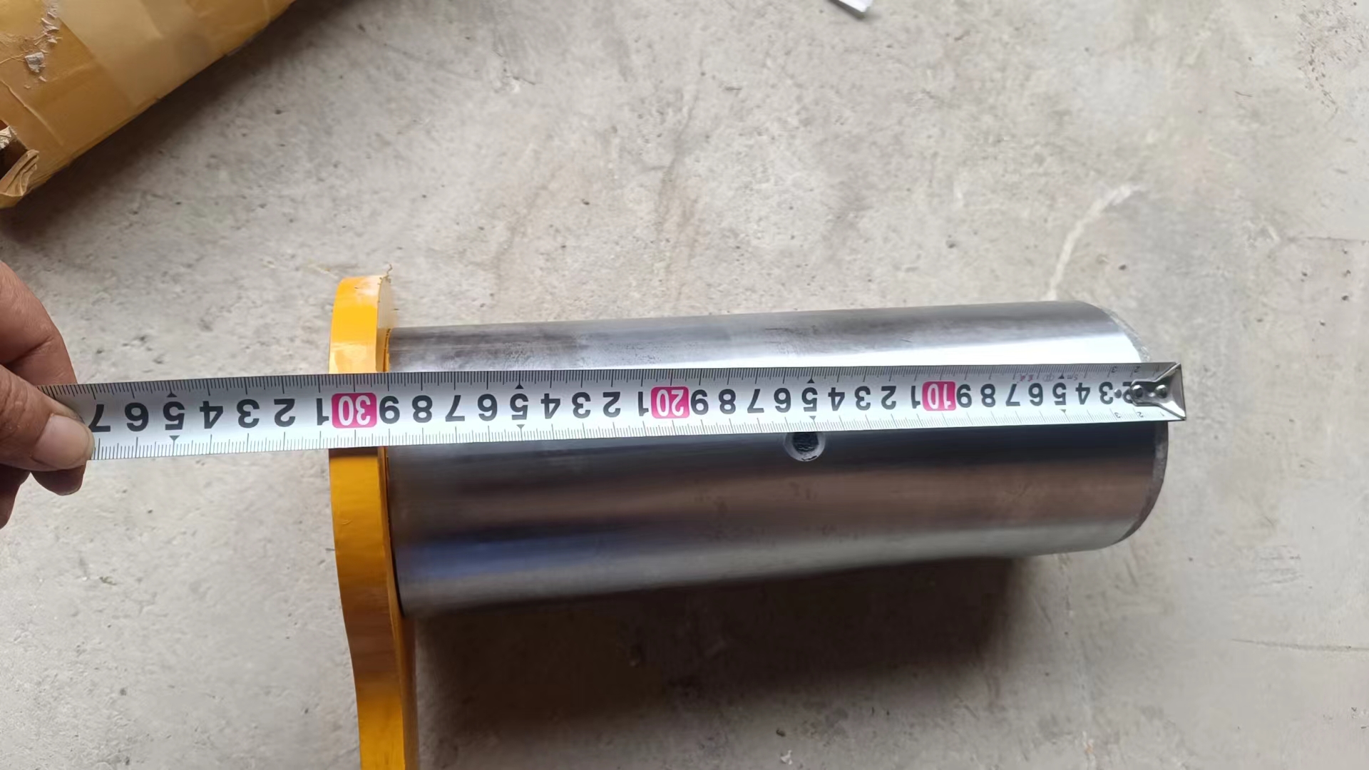 11D1358X0  pin shaft weld