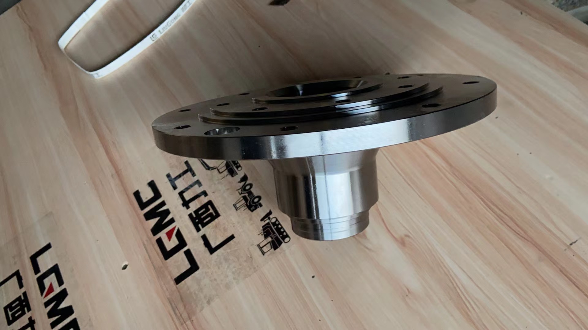 53A3090 Flange