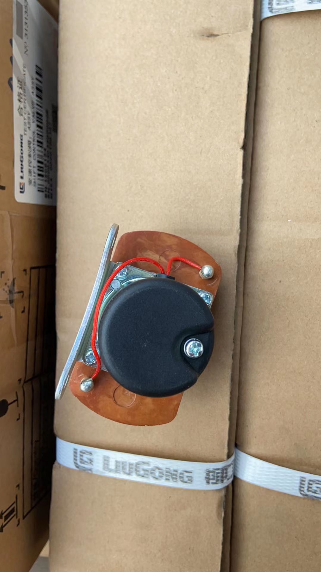 12C3697S solenoid valve