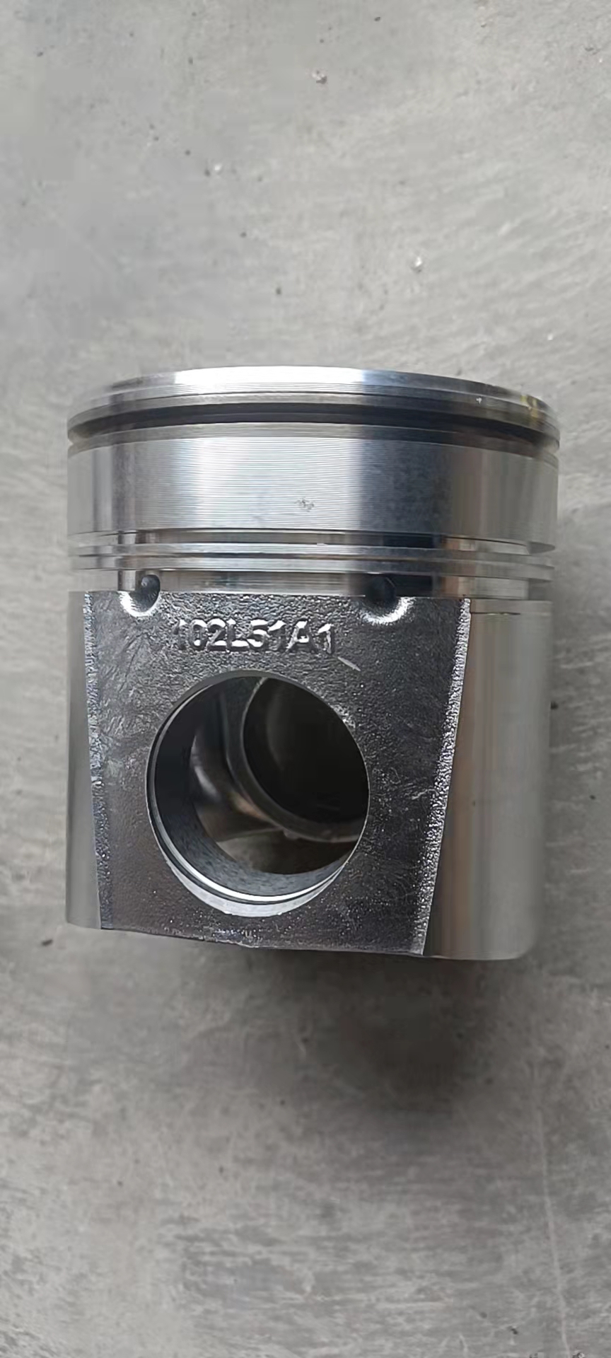 PISTON WITH PIN AND CLIPS 102MM -STD 3928673 Liugong Loader Part