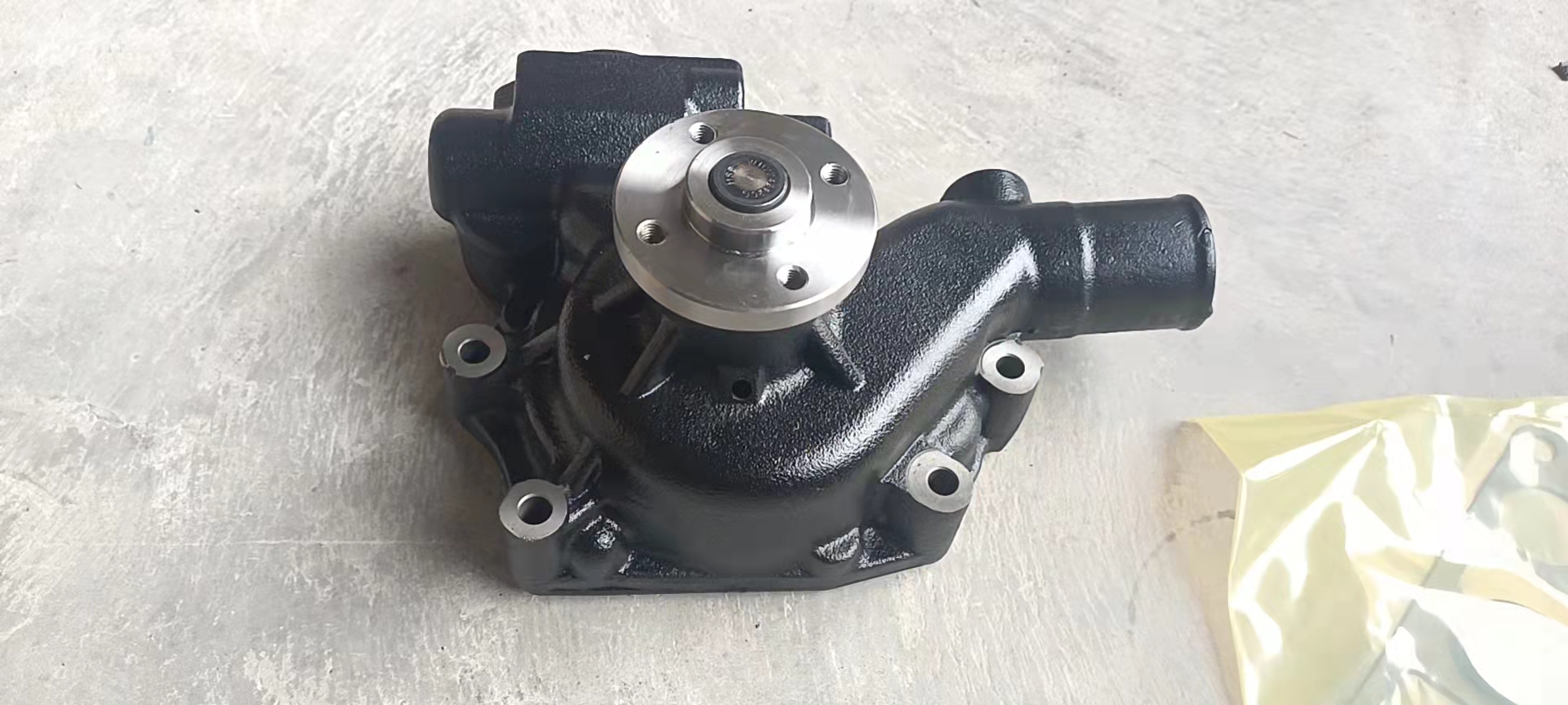 3800883 WATER PUMP Liugong Loader Part