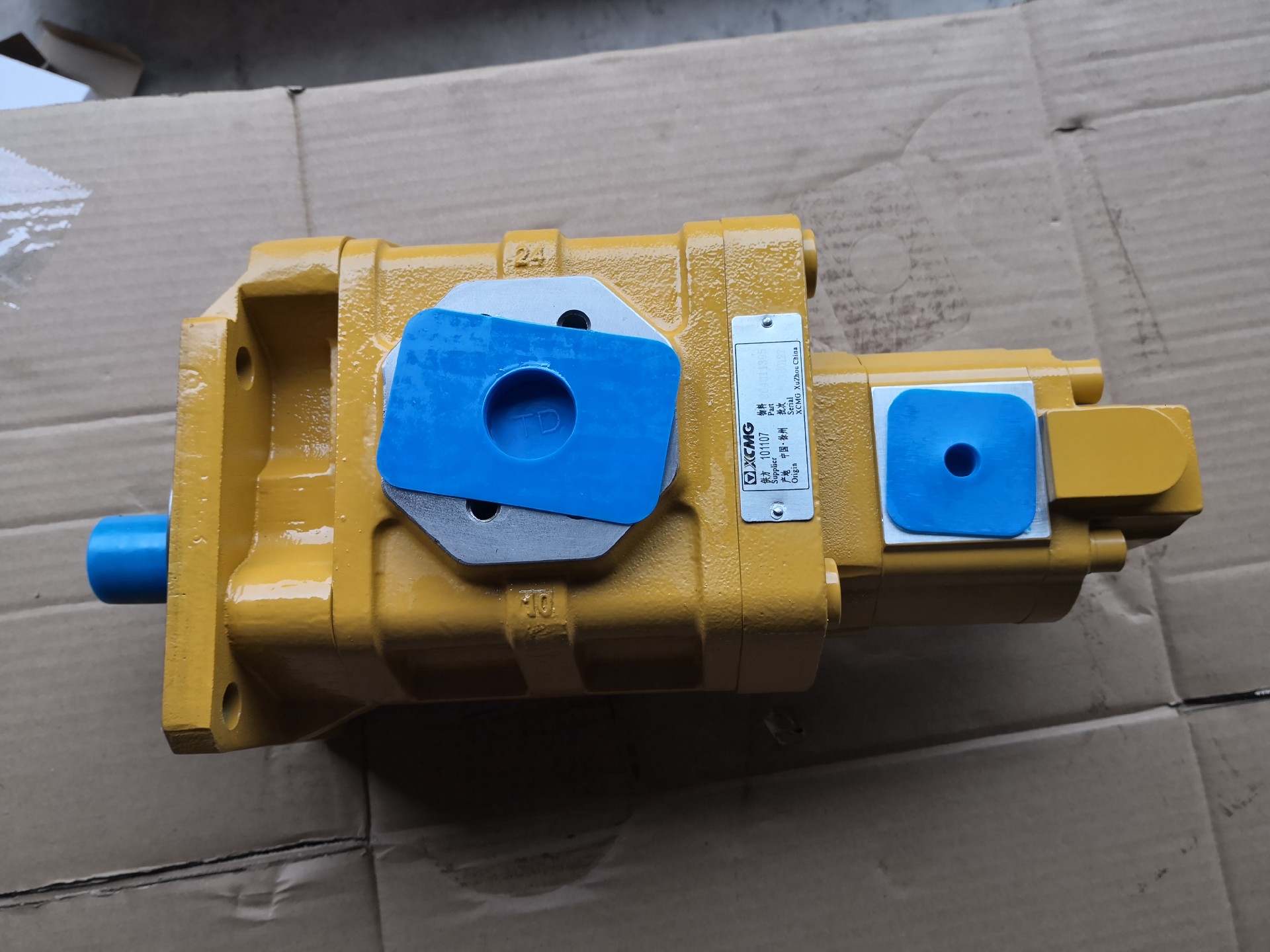 Liugong Loader part 252911952 pump