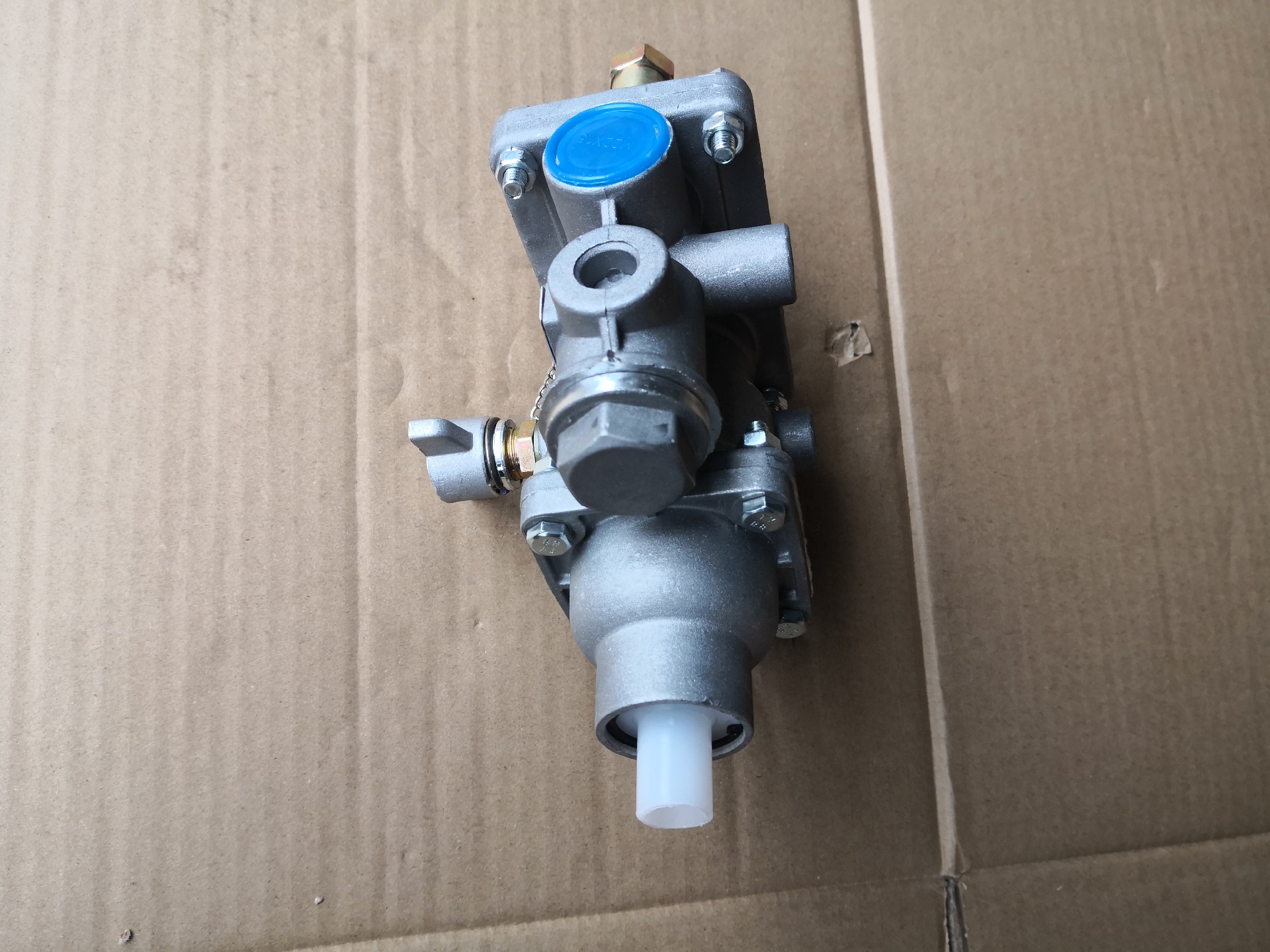 Liugong Loader part 13C0026 Valve