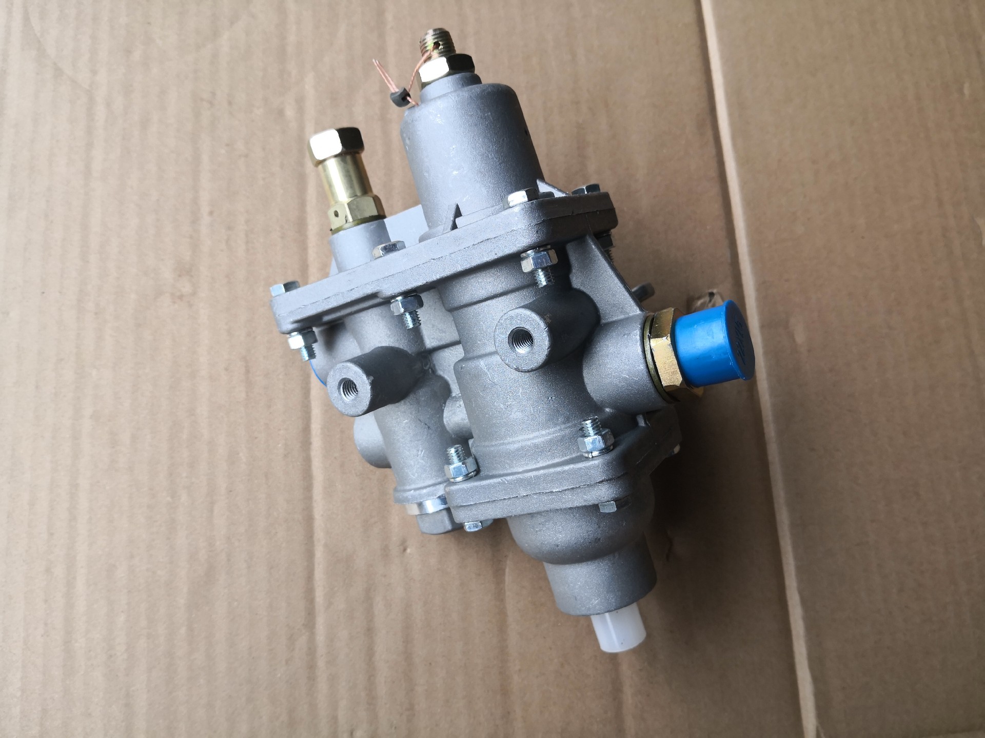 Liugong Loader part 13C0026 Valve