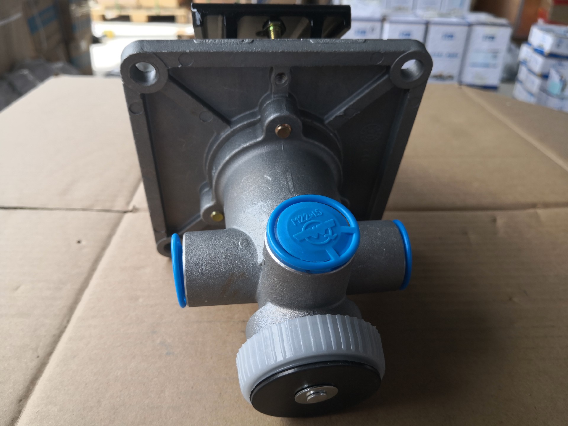 Liugong Loader part 800901158 BREAK VALVE