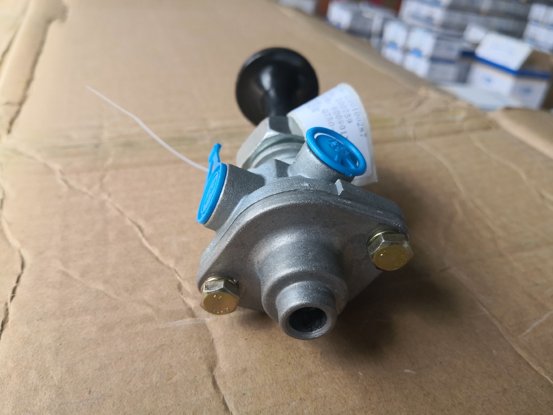 Liugong Loader part 800901151 HAND BRAKE VALVE