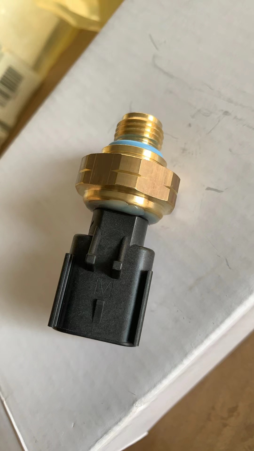 Liugong Loader part SP161047 SENSOR PRESSURE