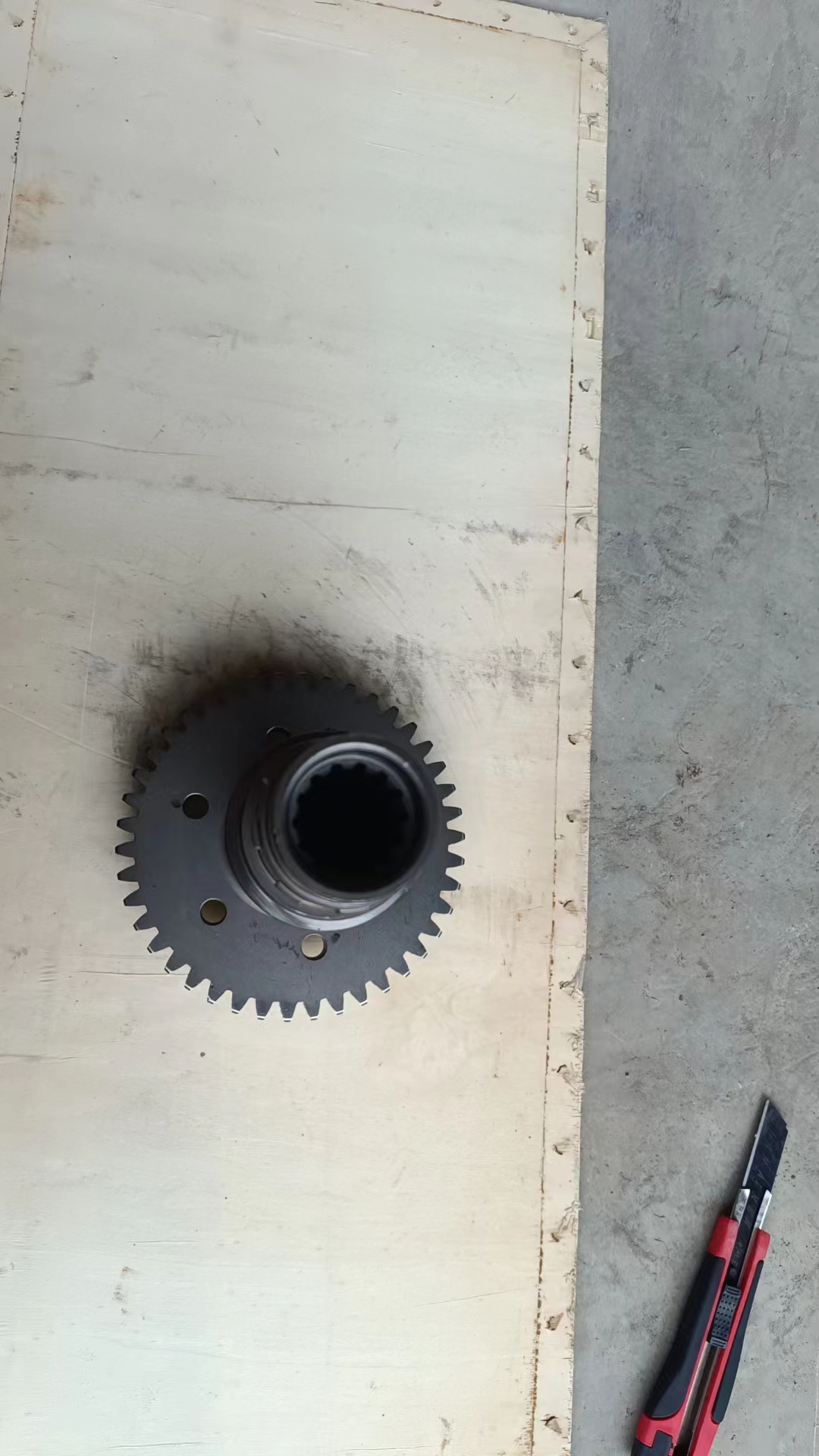 Liugong Loader Part  40A0027	SHAFT GEAR