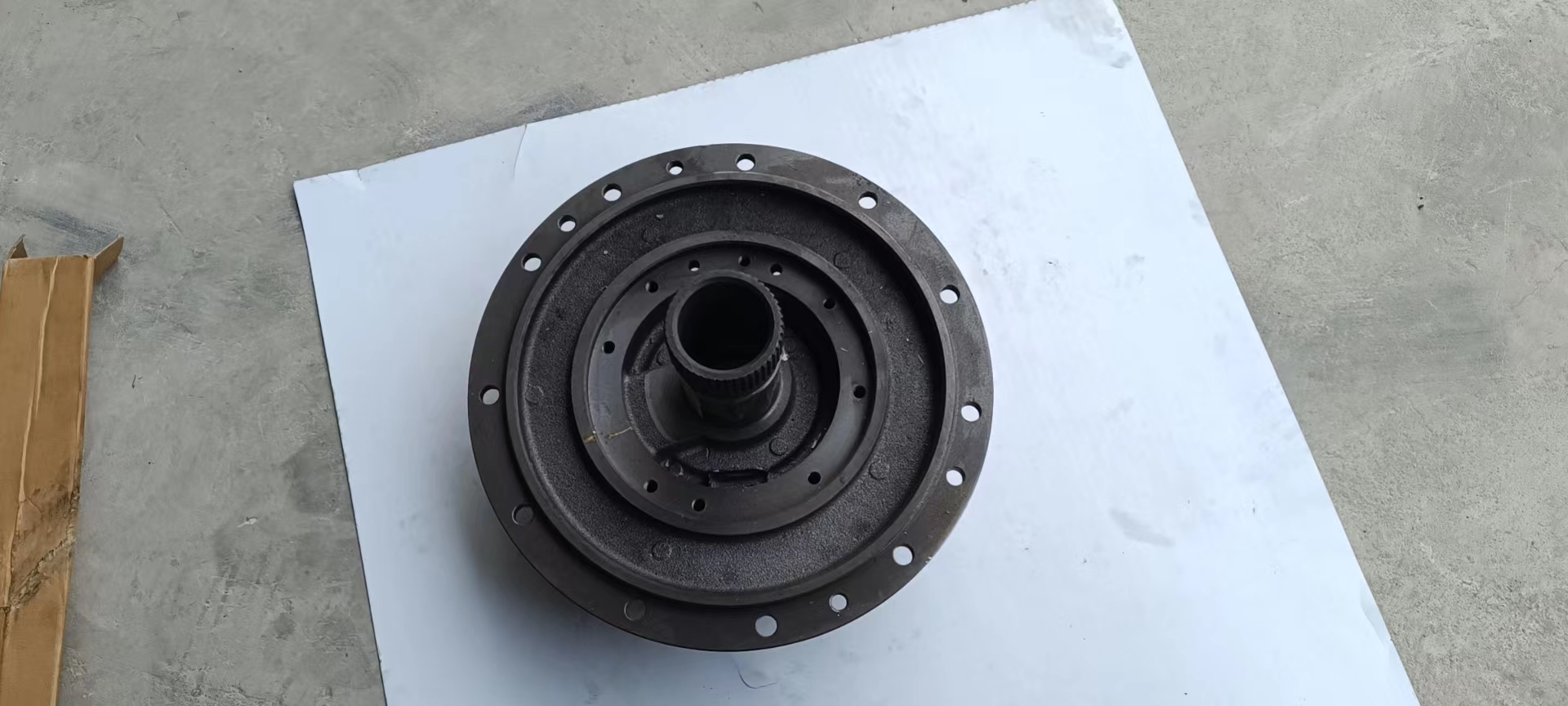 Liugong Loader Part YD13302001	OIL FEED FLANGE