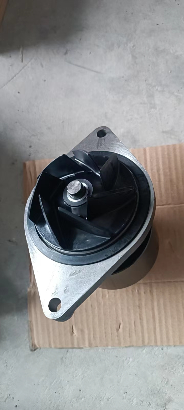 Liugong Loader Part 4891252 water pump