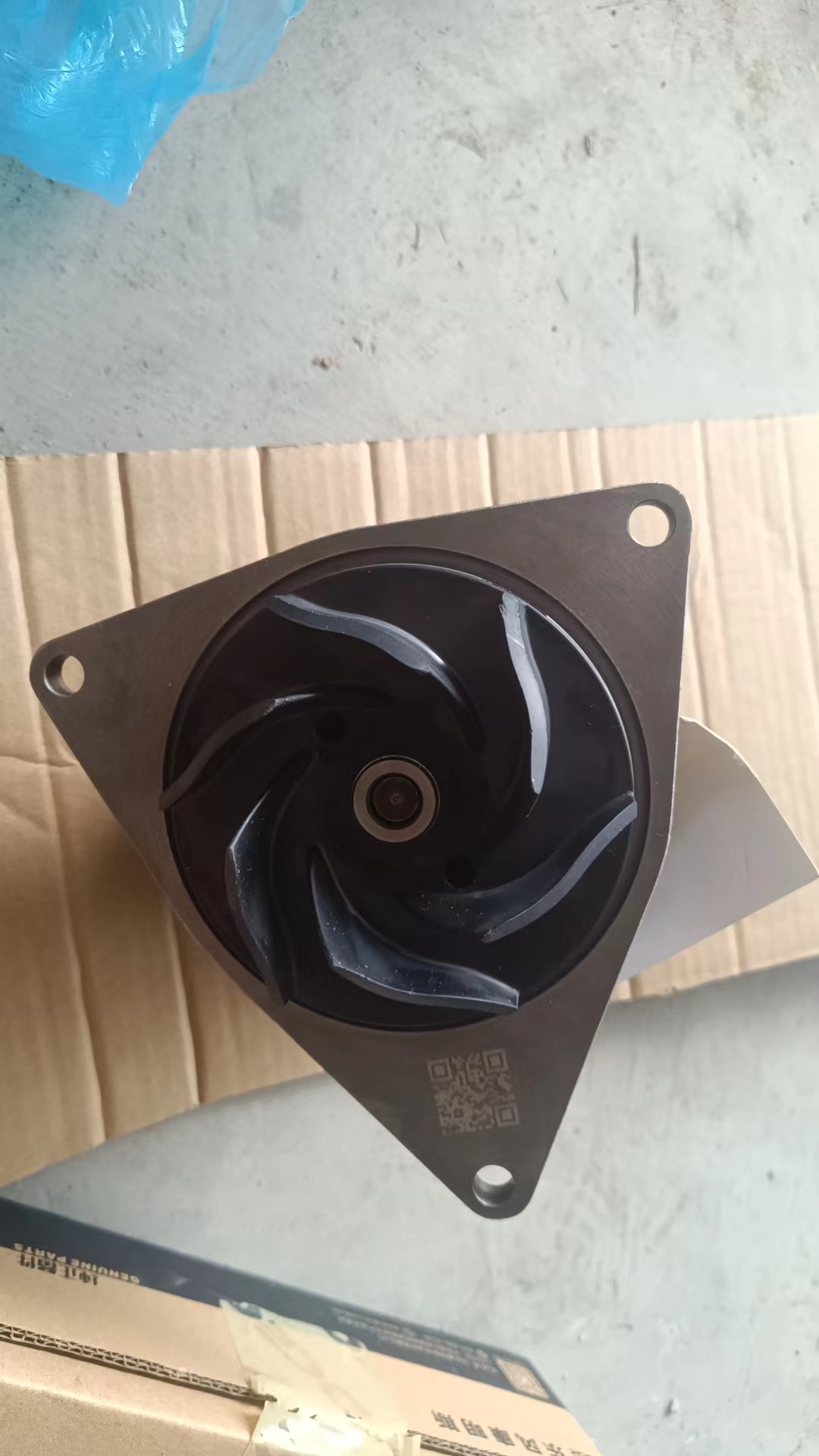 SP147586-WATER PUMP-Liugong Loader Part