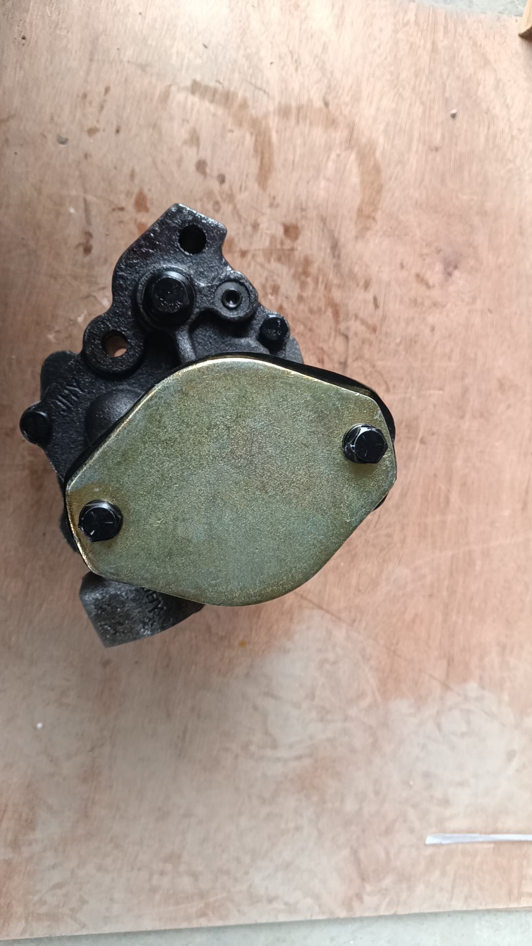 Liugong part 3042378 Oil pump SD32