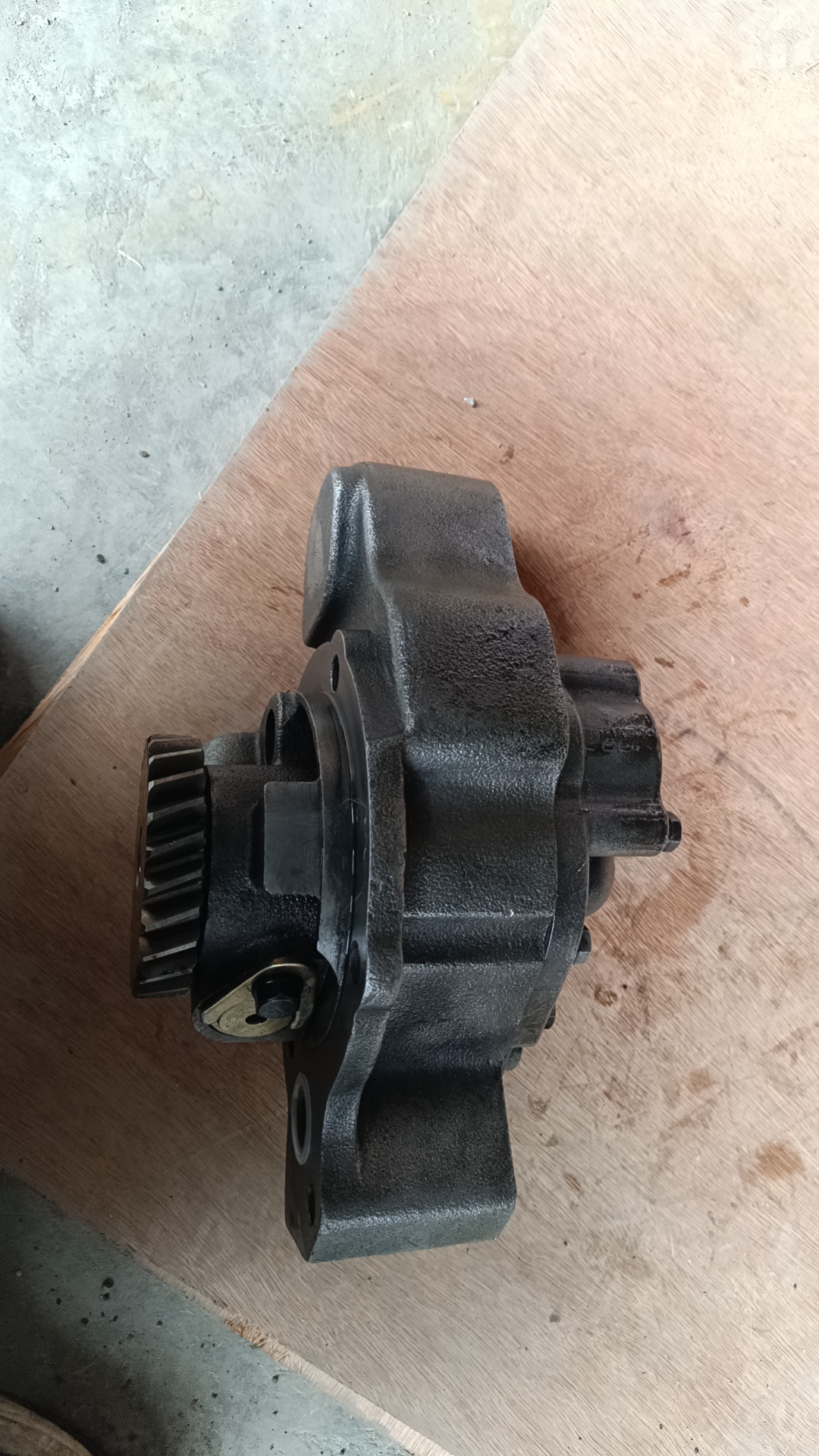 Liugong part 4061007 Alternator NTA855