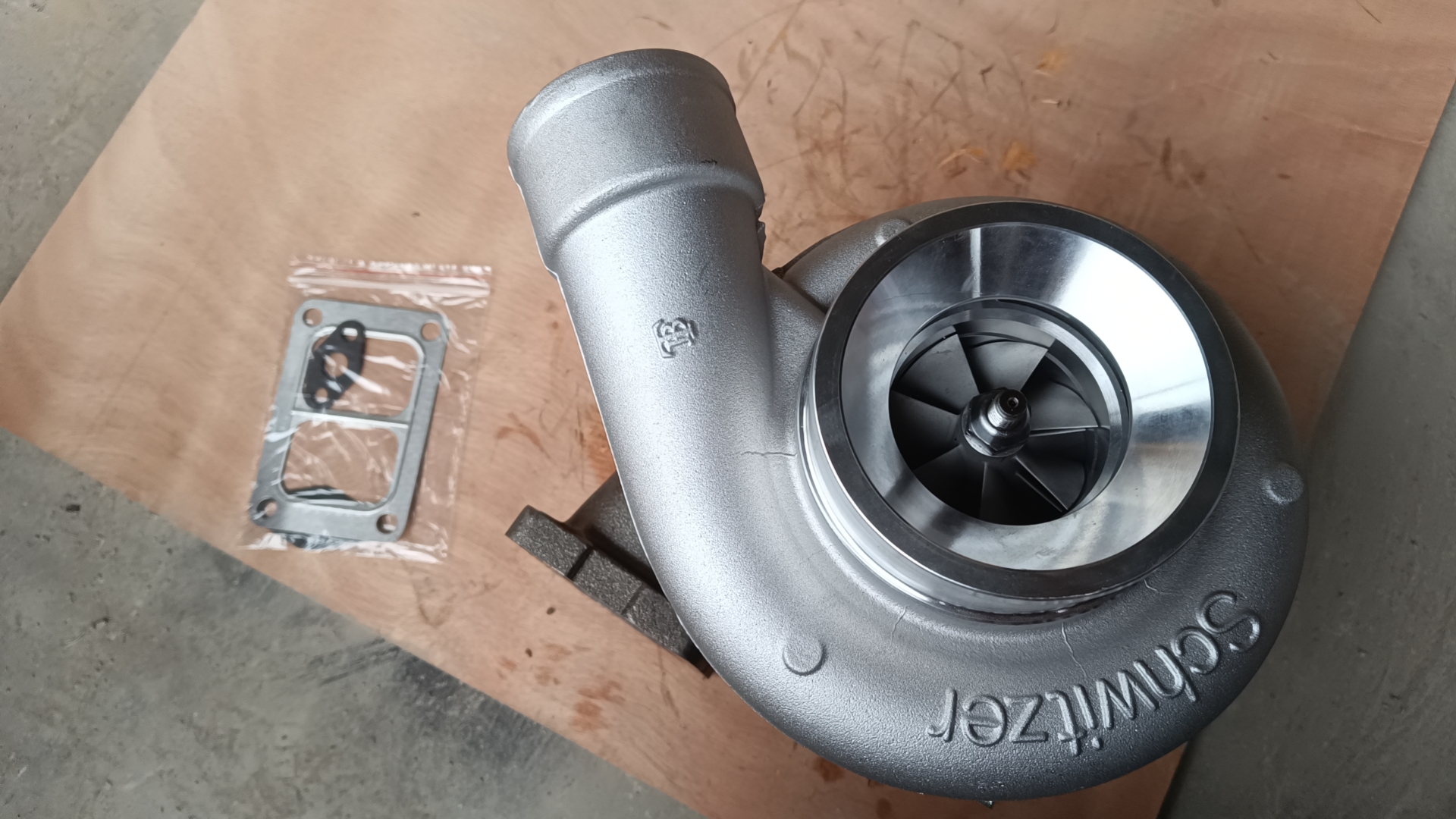 6156-81-8170	Turbocharger WA-470