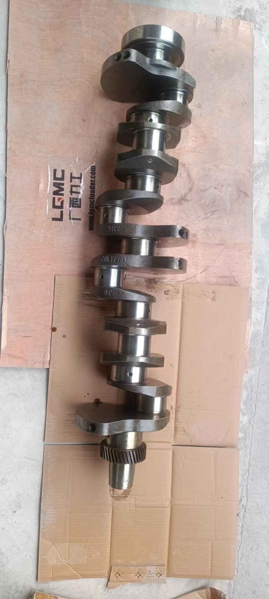 06AL102	Crankshaft 3306 (C6121)