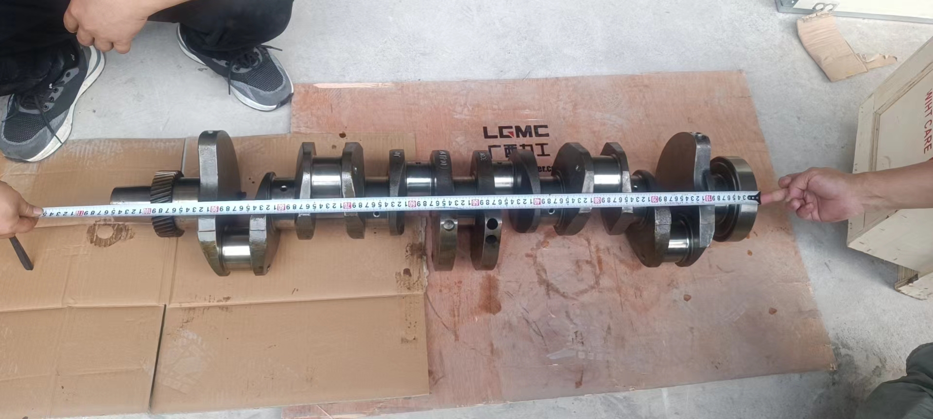 06AL102	Crankshaft 3306 (C6121)