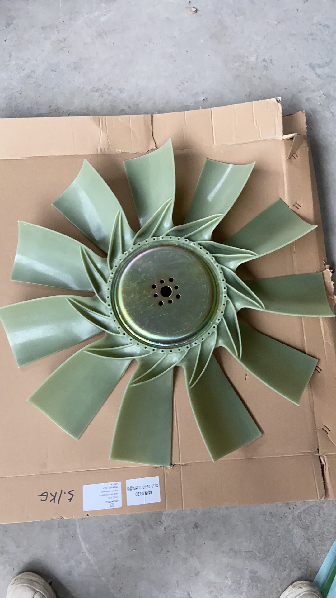 Liugong part 11NA-00110	Fan 6CT8,3 R320LC-7