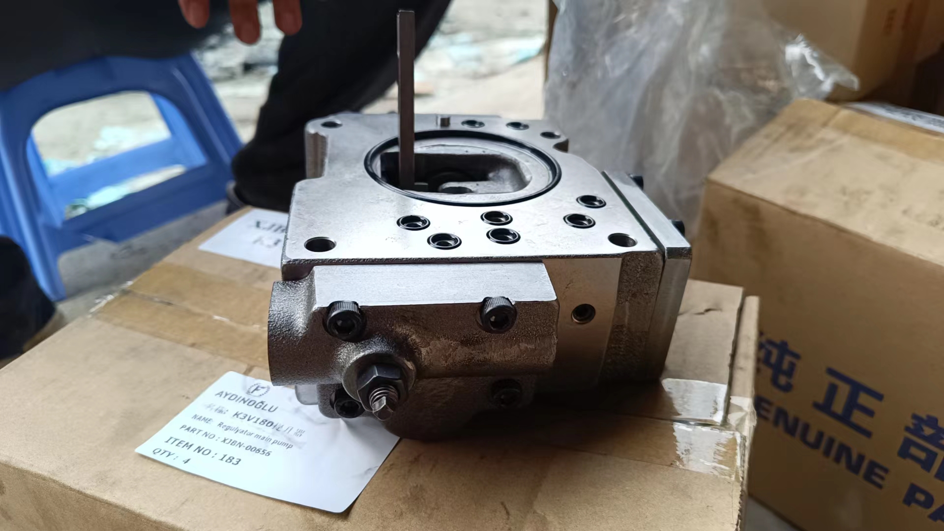 Liugong part XJBN-00656	Regulyator main pump