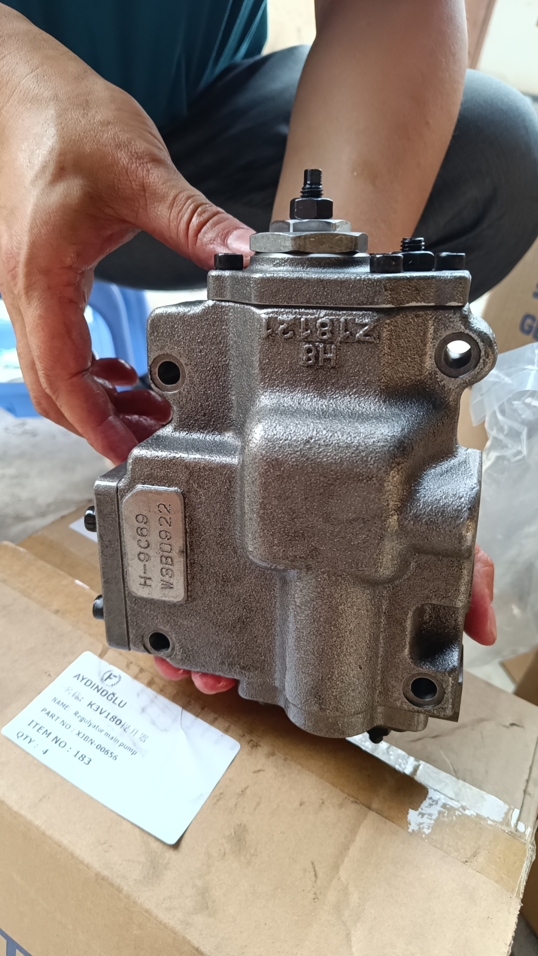 Liugong part XJBN-00656	Regulyator main pump