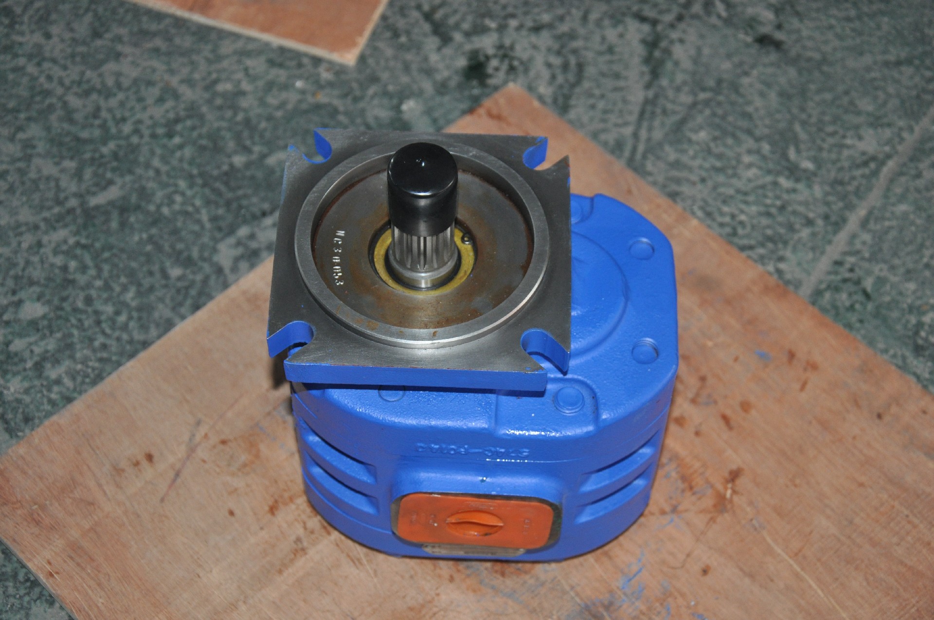 Liugong part 11C0045P01 pump