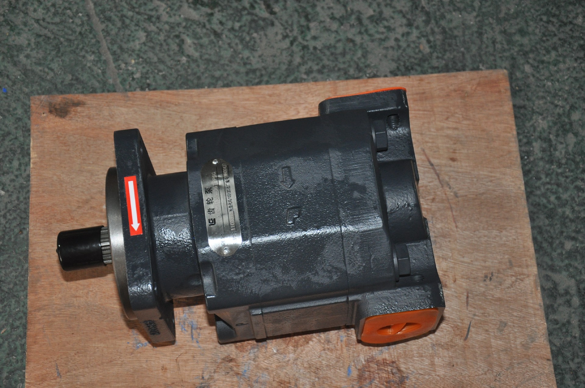 Liugong part 11C0318 pump