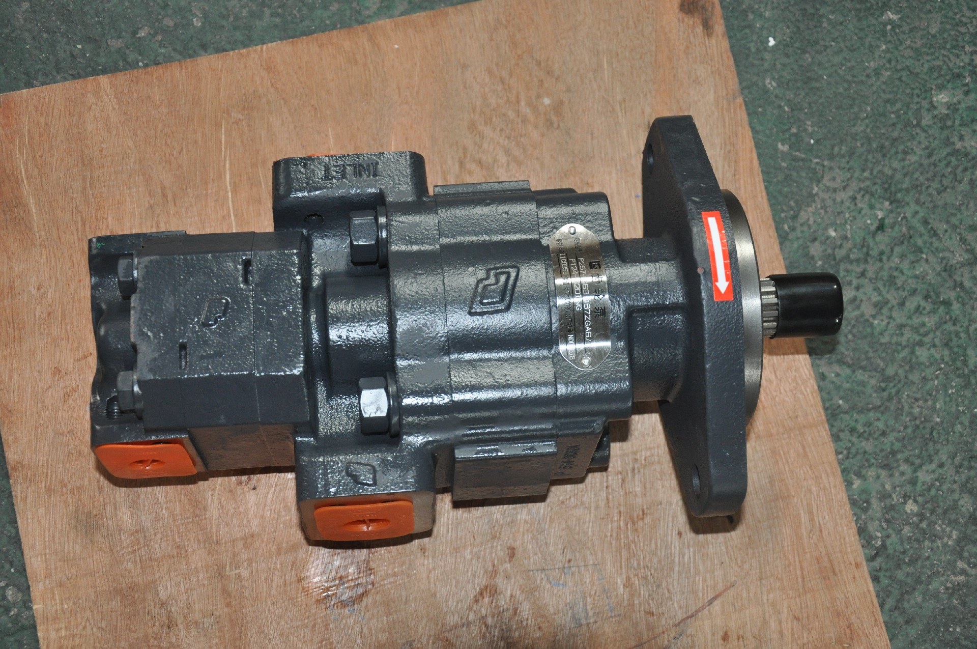 Liugong part 11C0353 pump