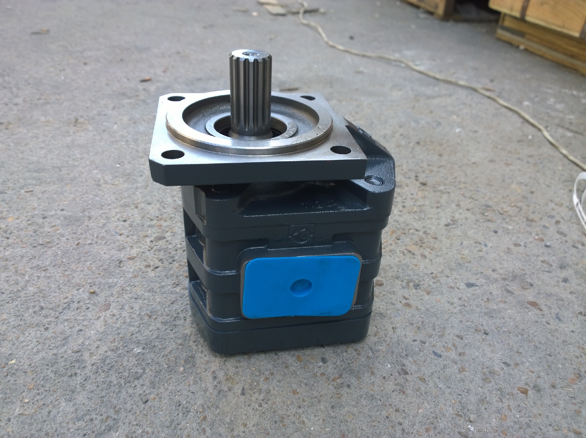 Liugong part 11C0444 Gear pump