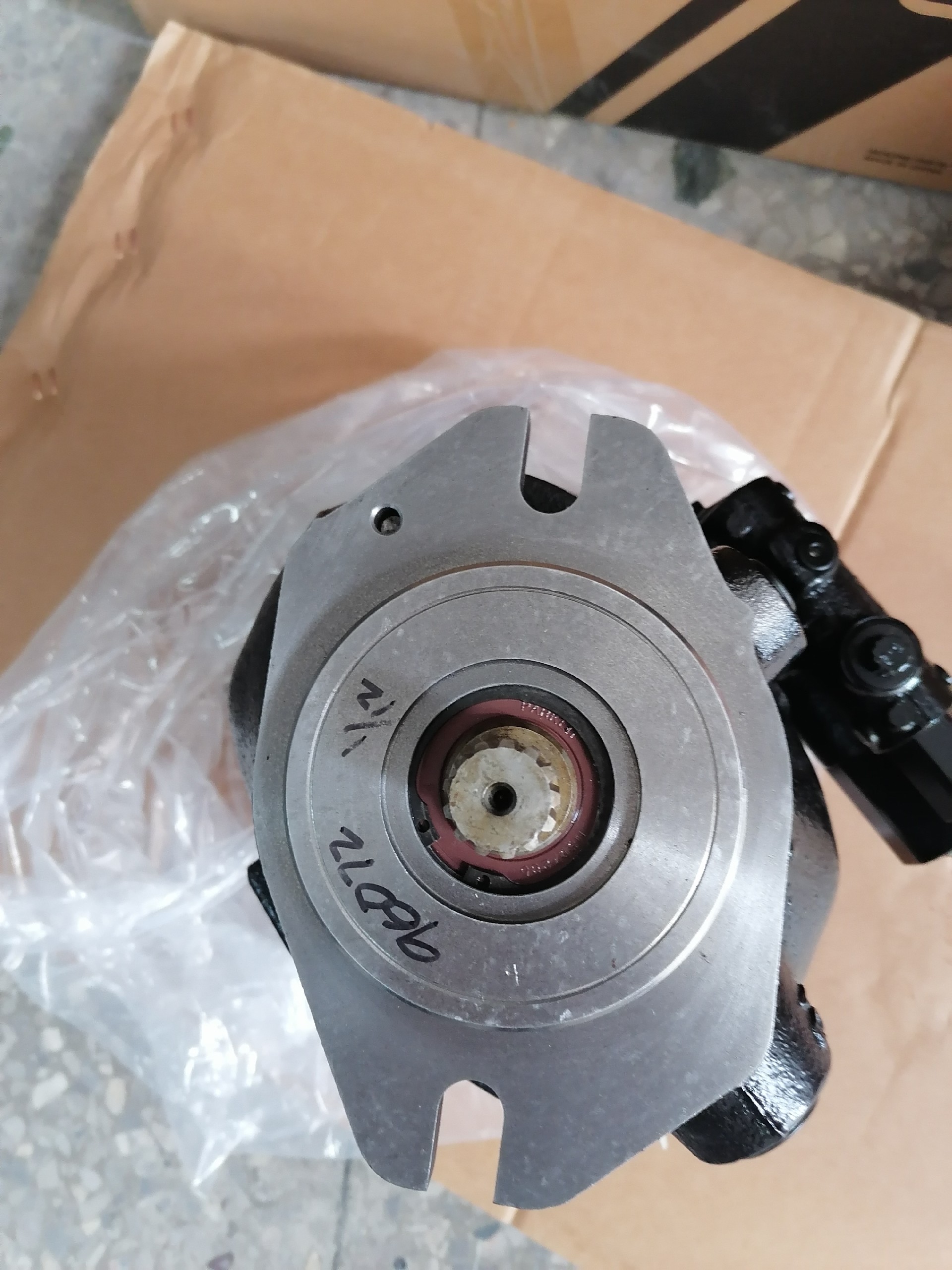 Liugong part 11C0999 Parker fan pump