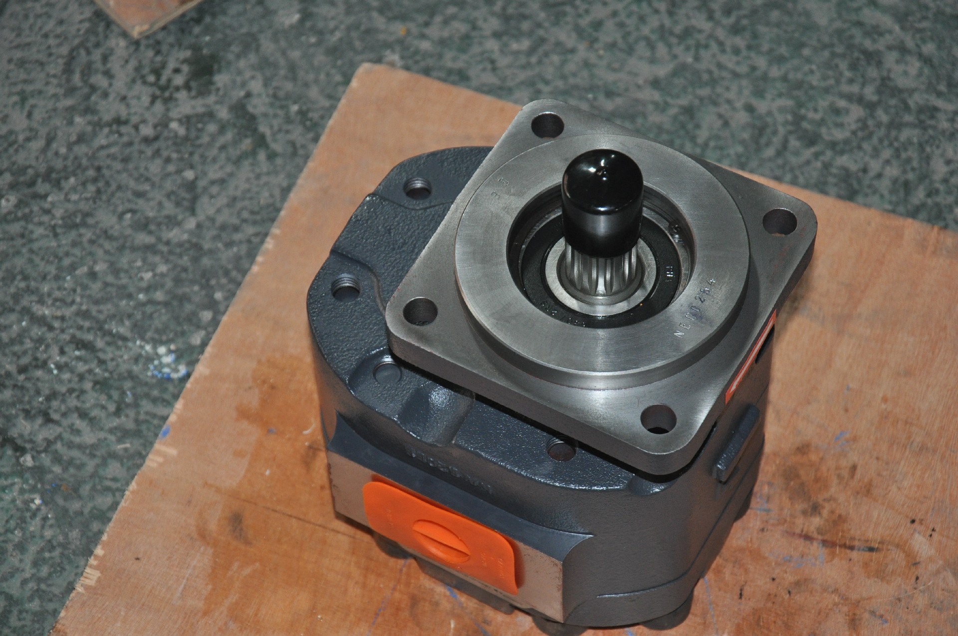 Liugong part11C1060 pump