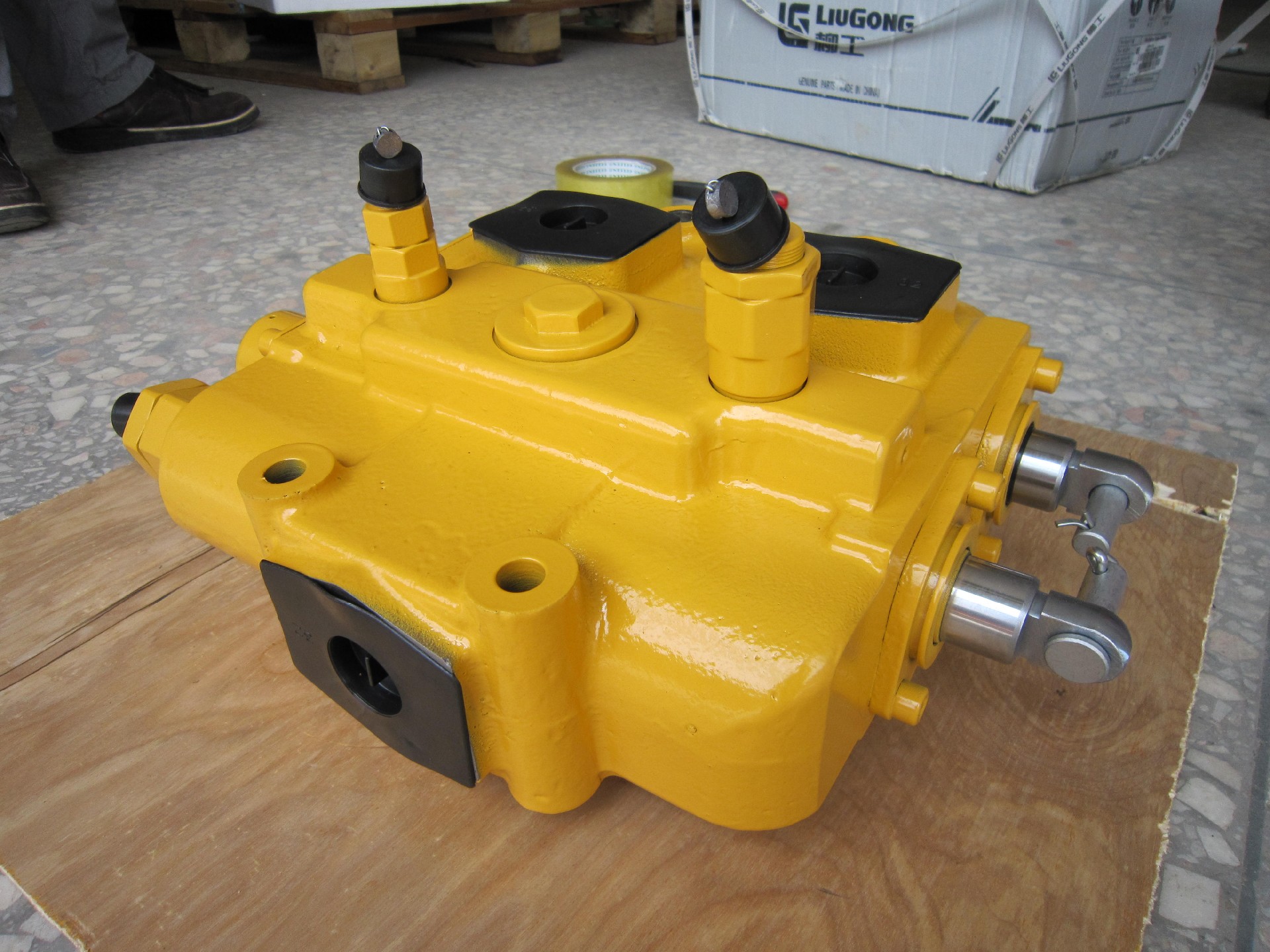 Liugong part  12C0016 pump