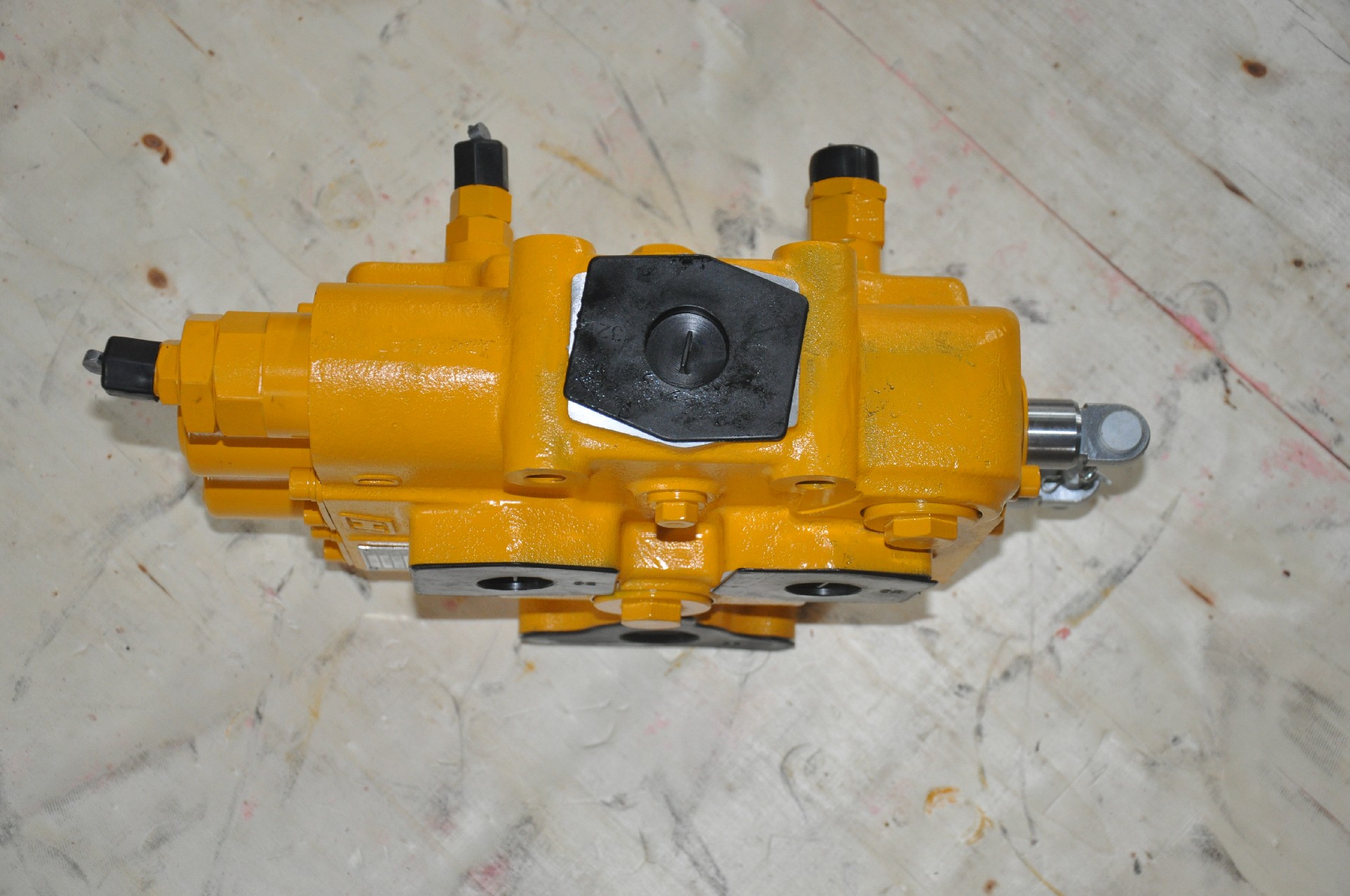 Liugong part  12C0016X9Y17MPA  pump