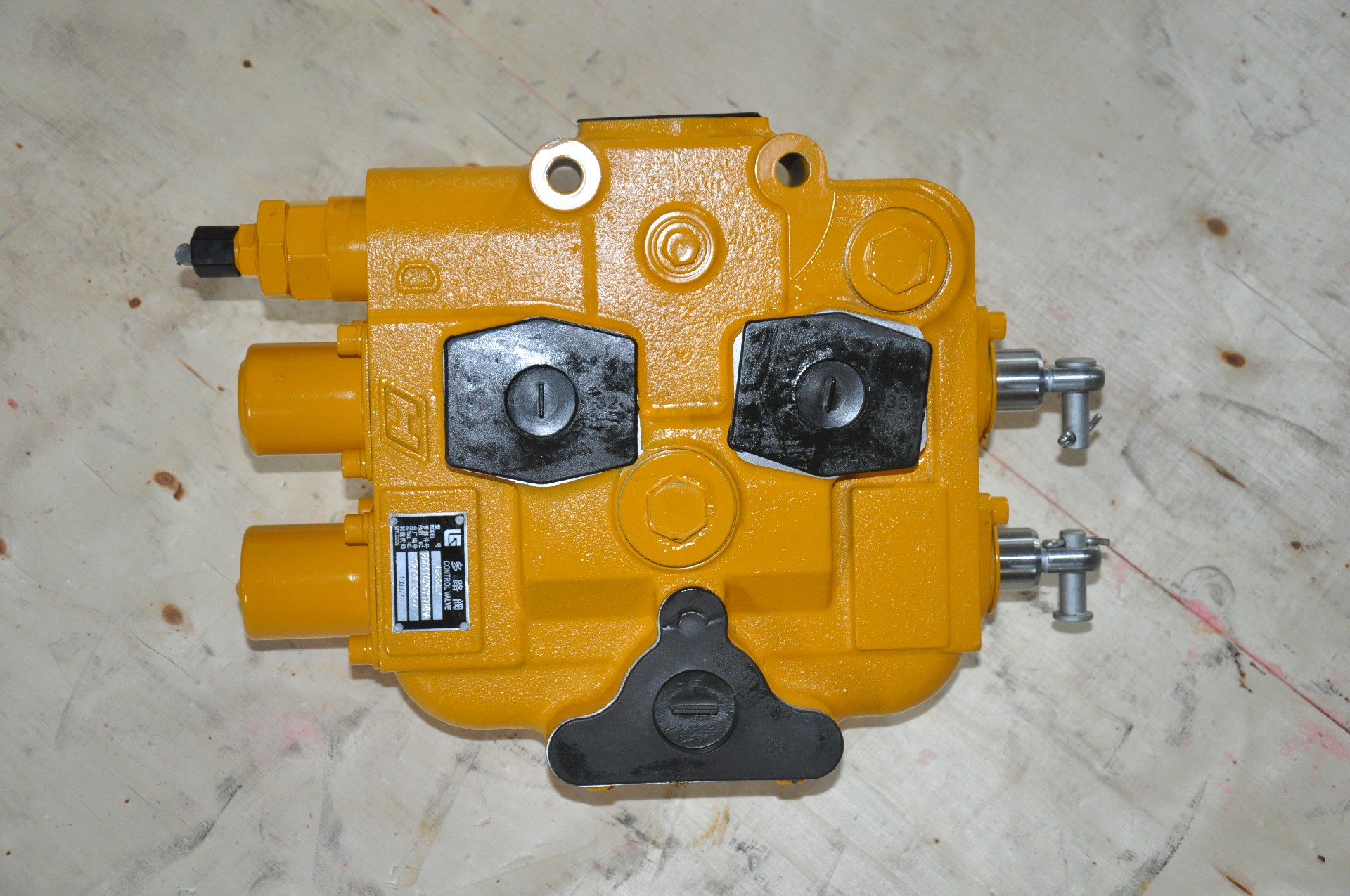 Liugong part  12C0016X9Y17MPA  pump