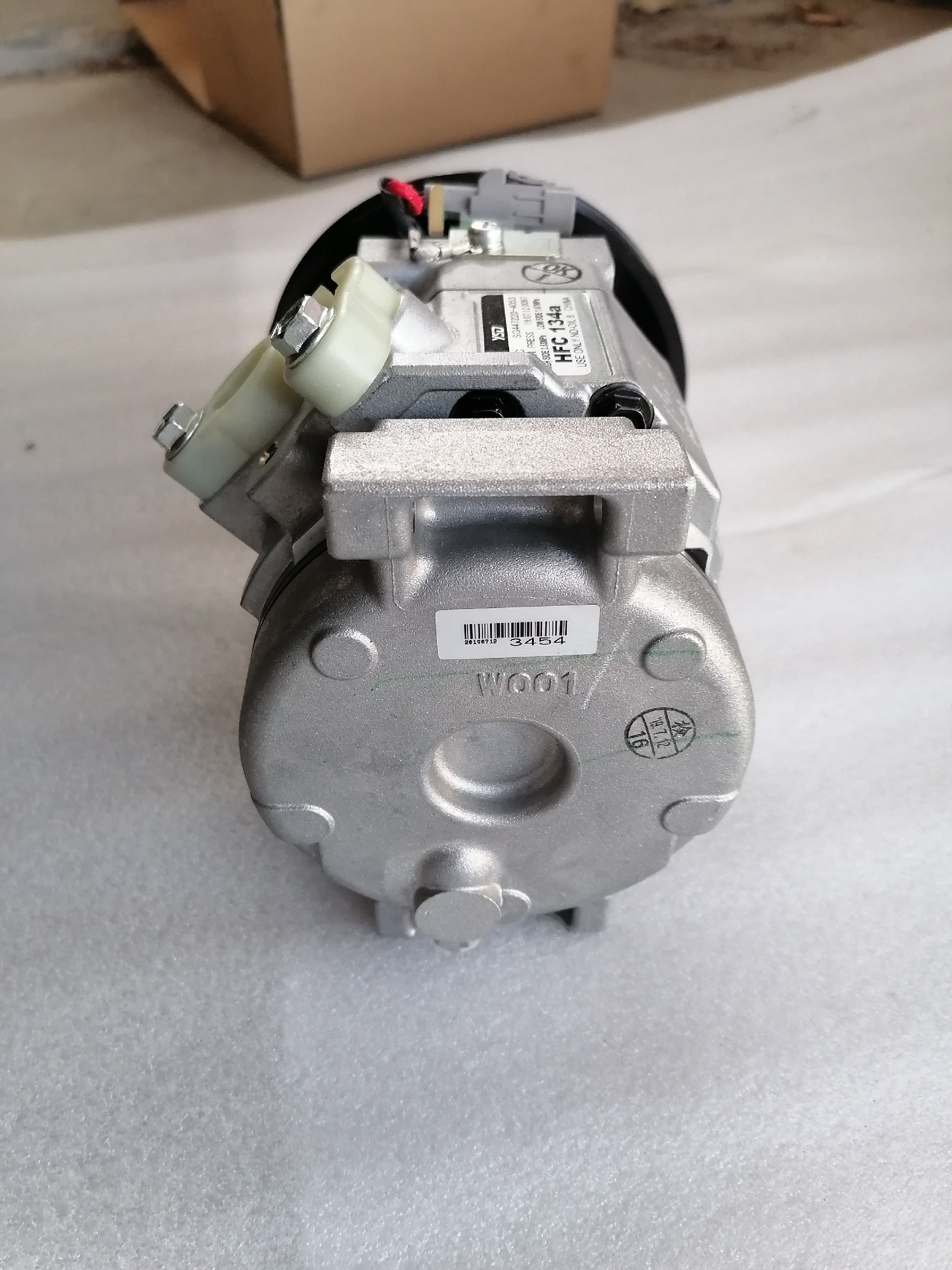 Liugong part 46C0752 Compressor electrical assembly