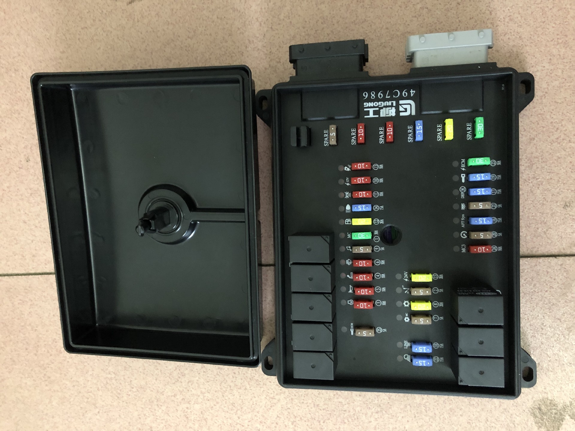 Liugong part 49C4932 Fuse box