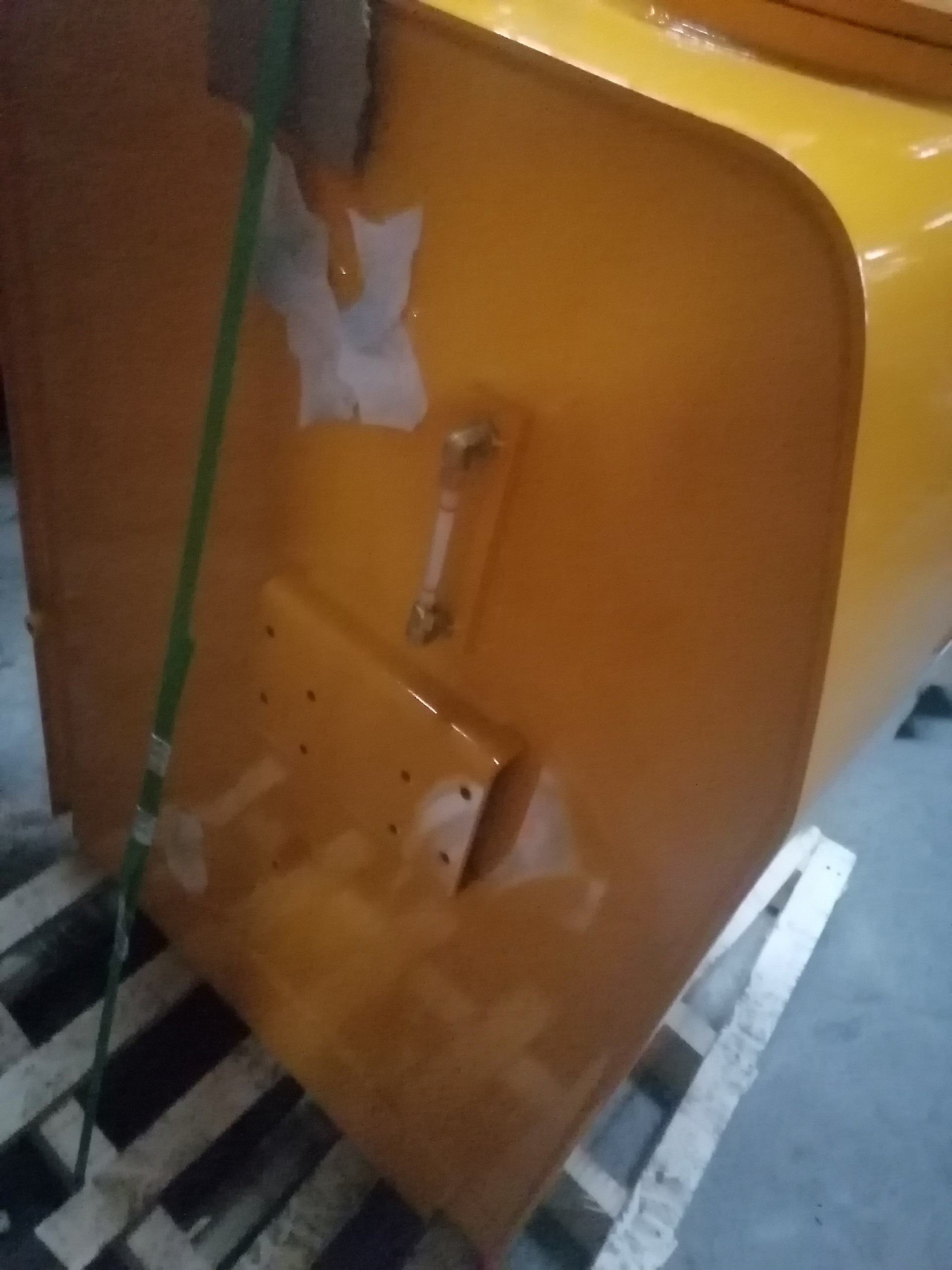 Liugong part 950 and 952 hydraulic oil tank