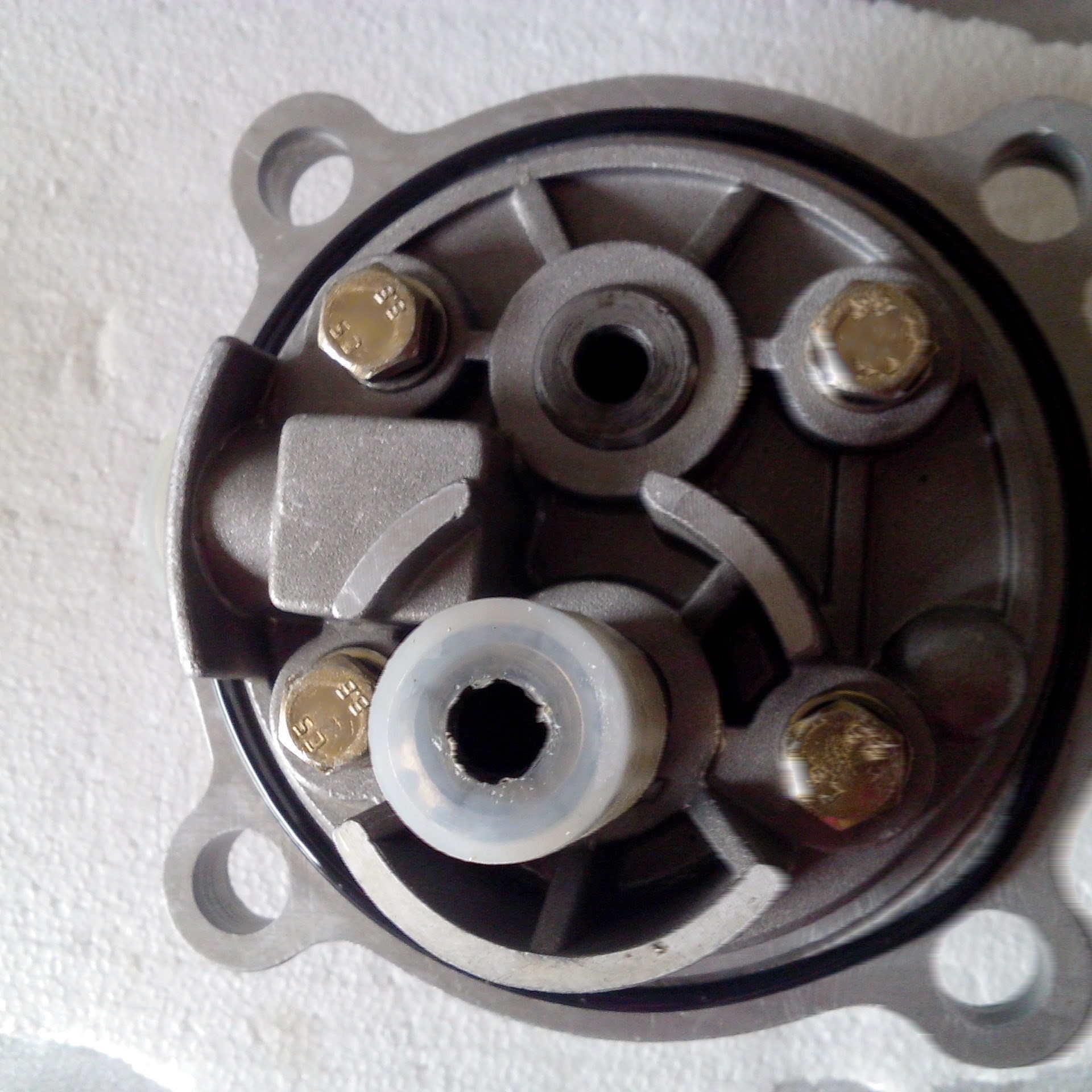 Liugong part 16Y-11-40000 return oil pump