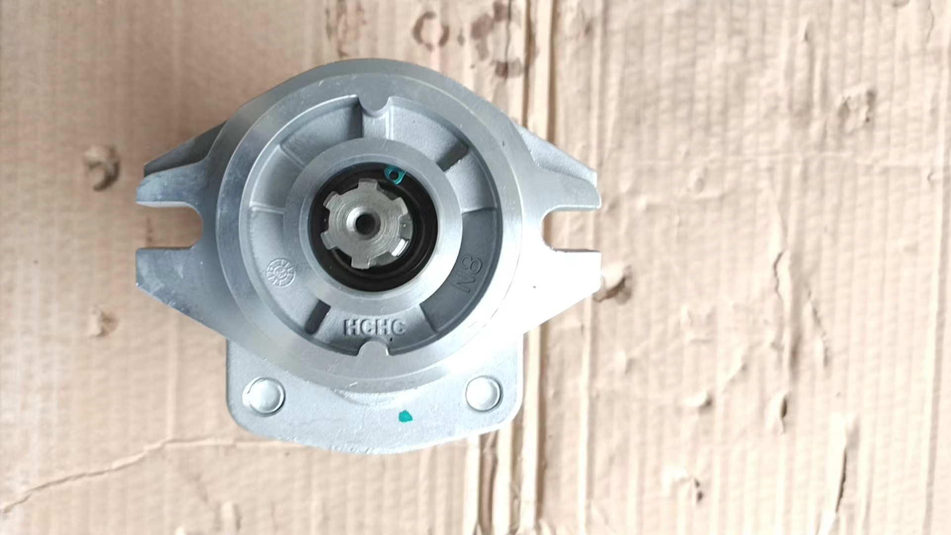 Liugong part 11K2042-Gear pump