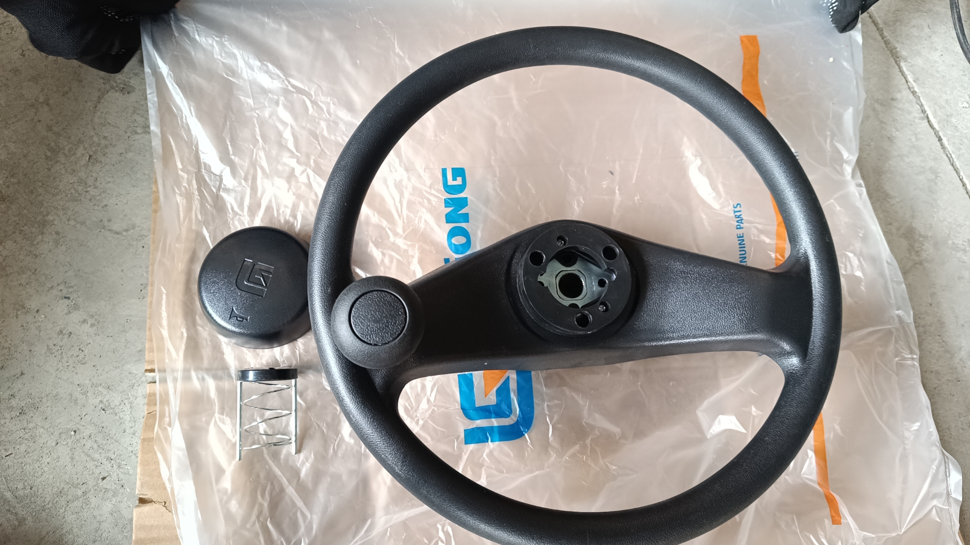 Liugong part 47K2049-Steering wheel