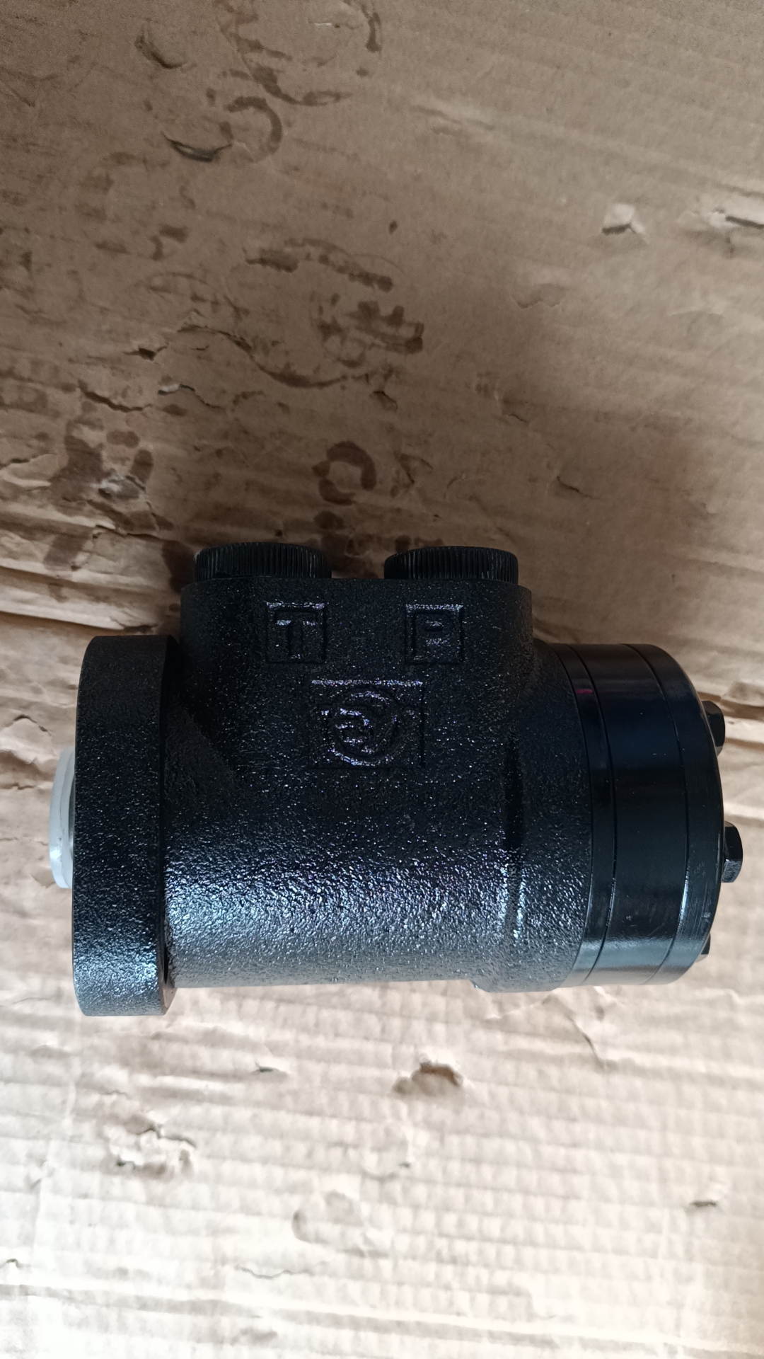 Liugong part 12C7702-Metering pump