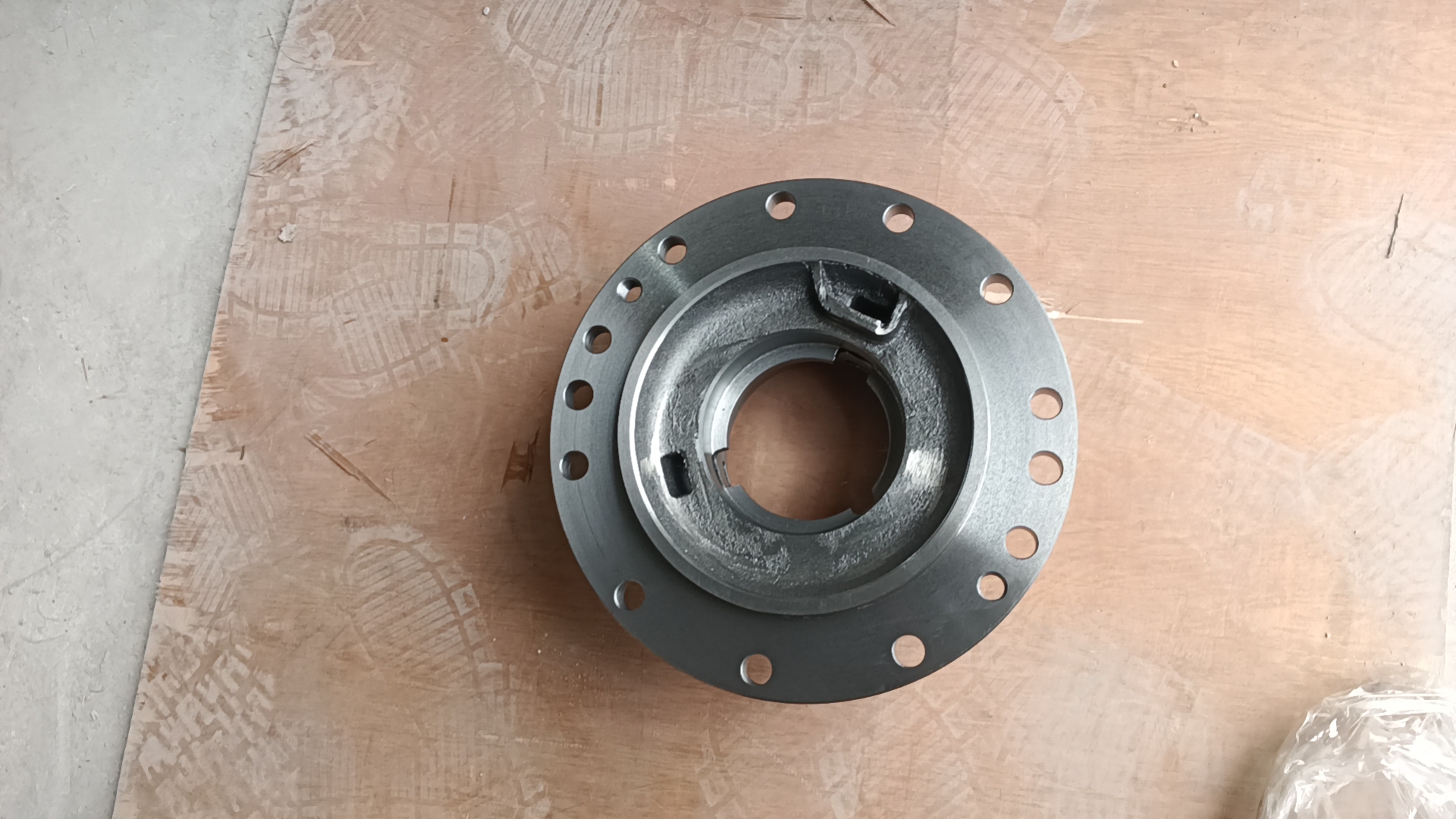 Liugong part 70A0033-BEARING SUPPORT