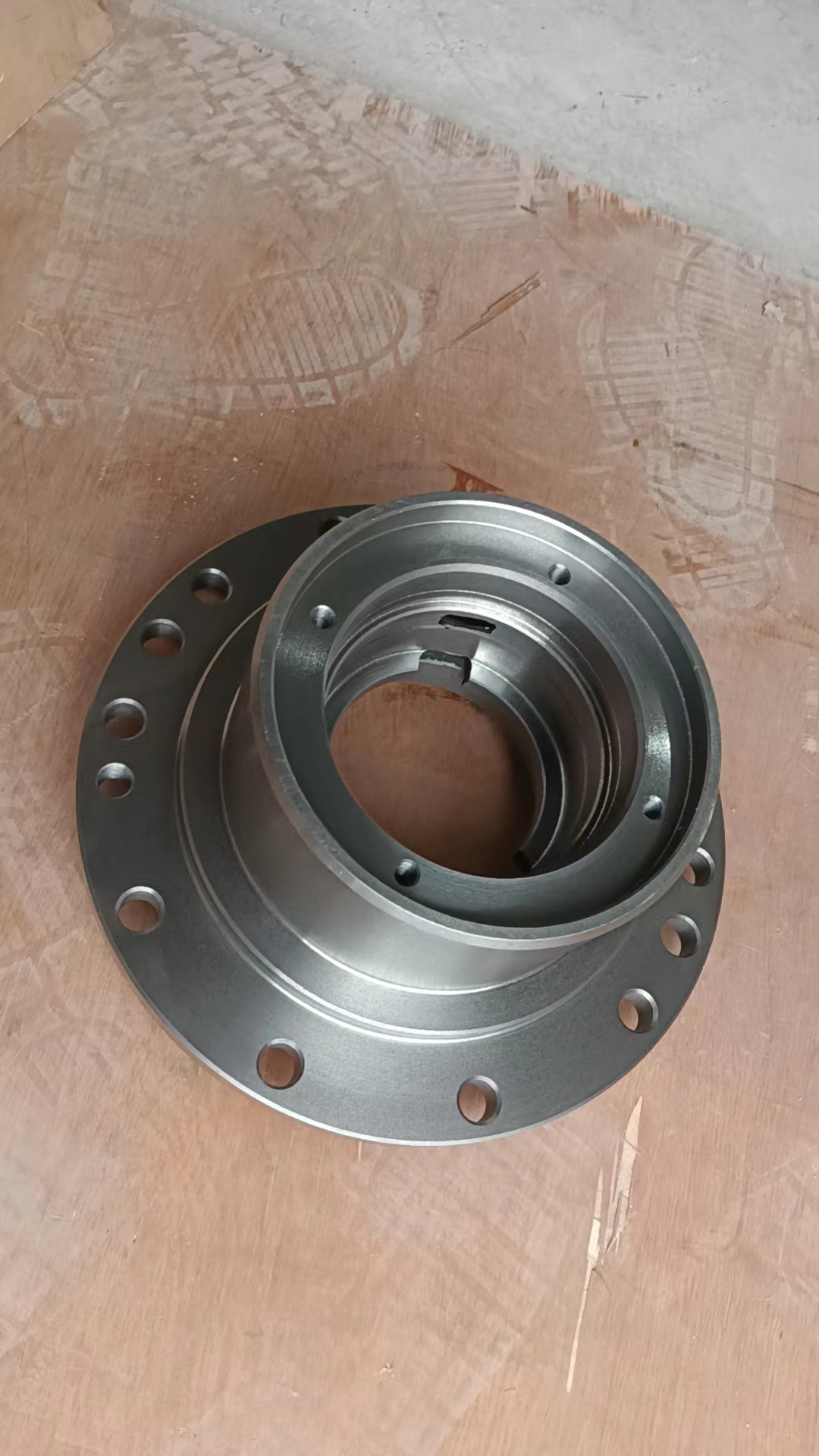 Liugong part 70A0033-BEARING SUPPORT