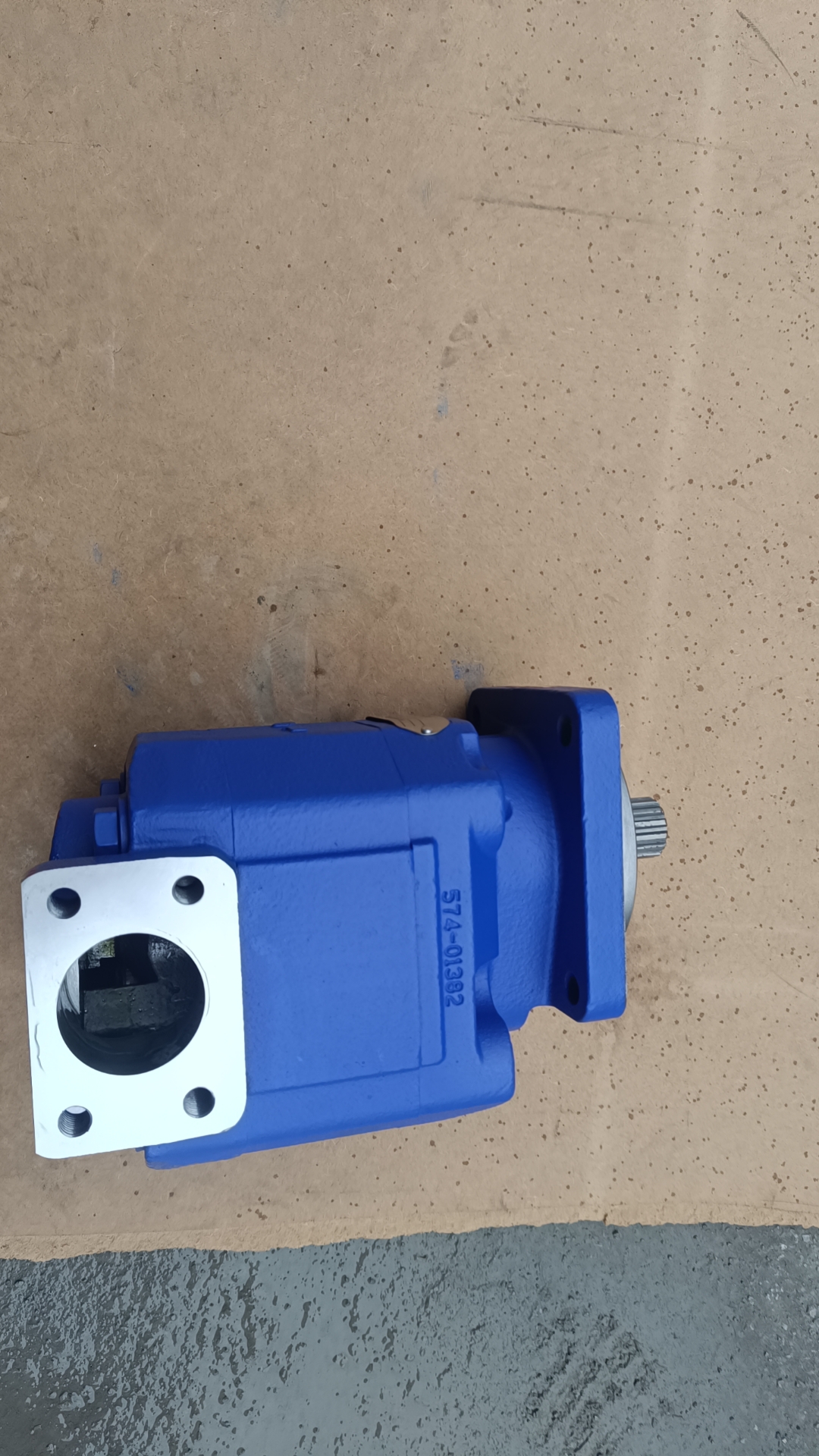 Liugong part 11C0318 gear pump