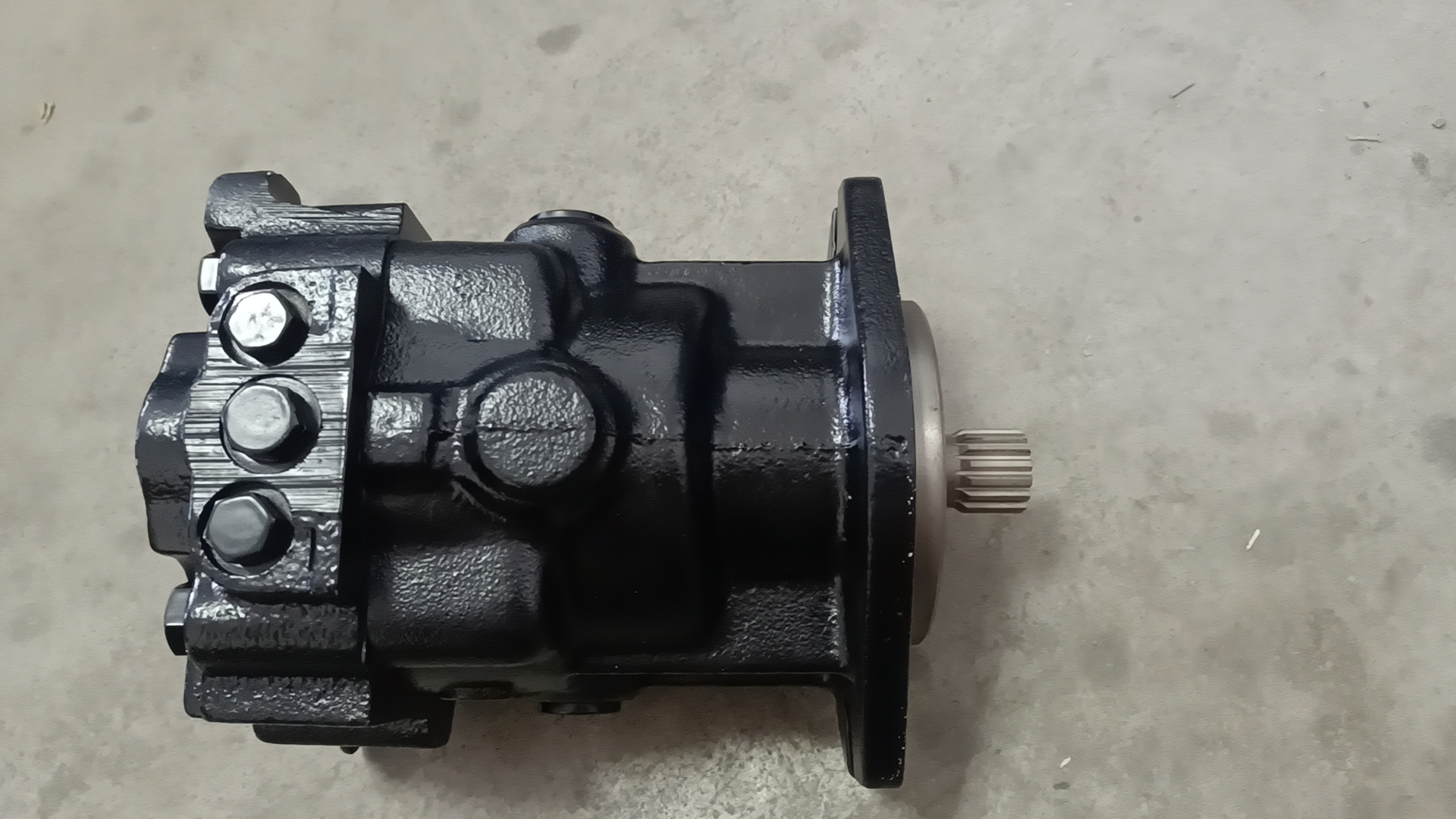 Liugong part 11W0055 pump