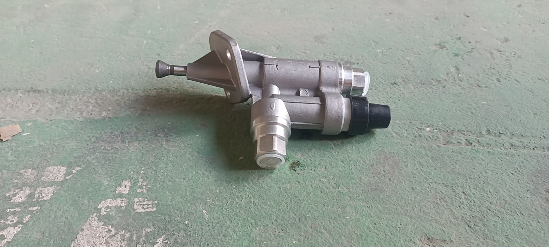 Liugong Parts 4937767 manual oil pump