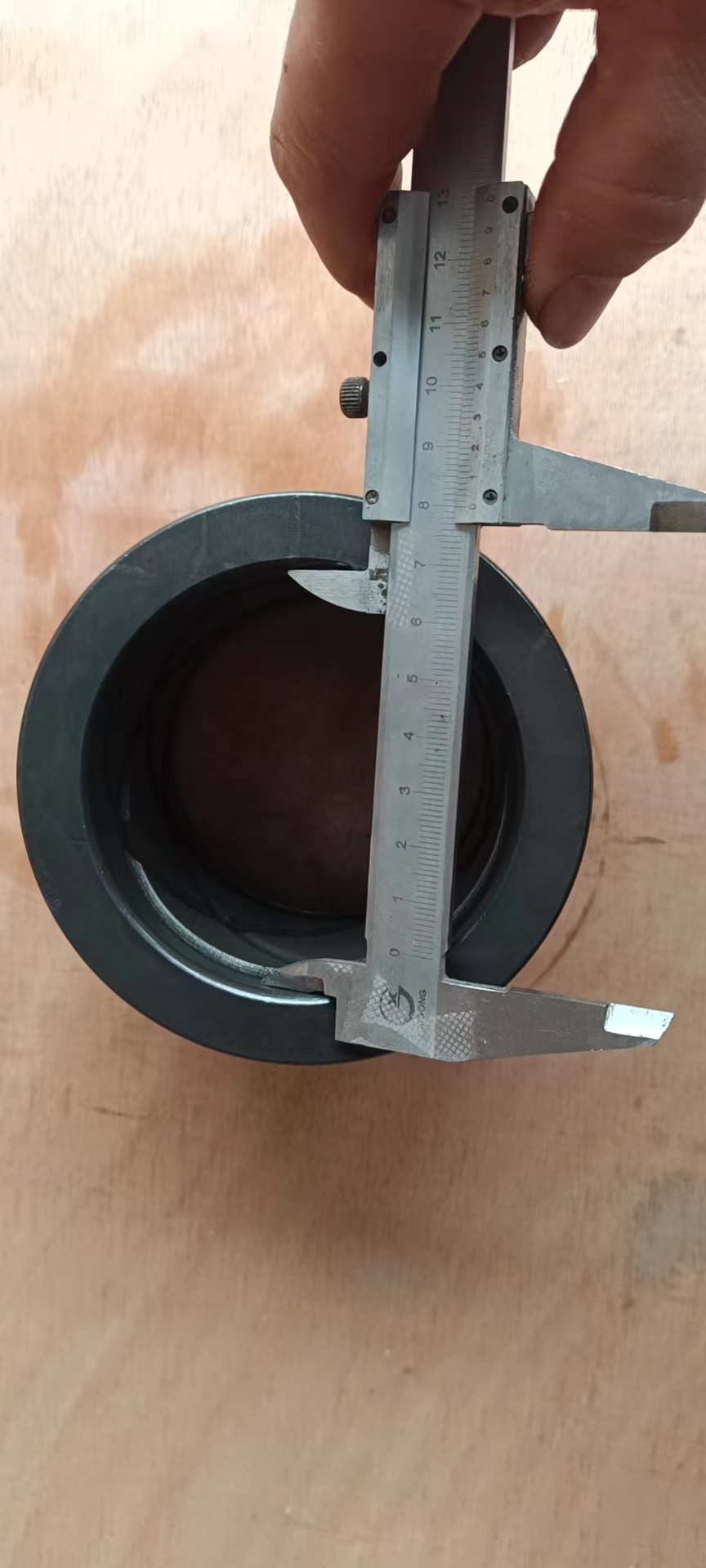 80*110*95/130 20Y-70-32410  	Bush bucket