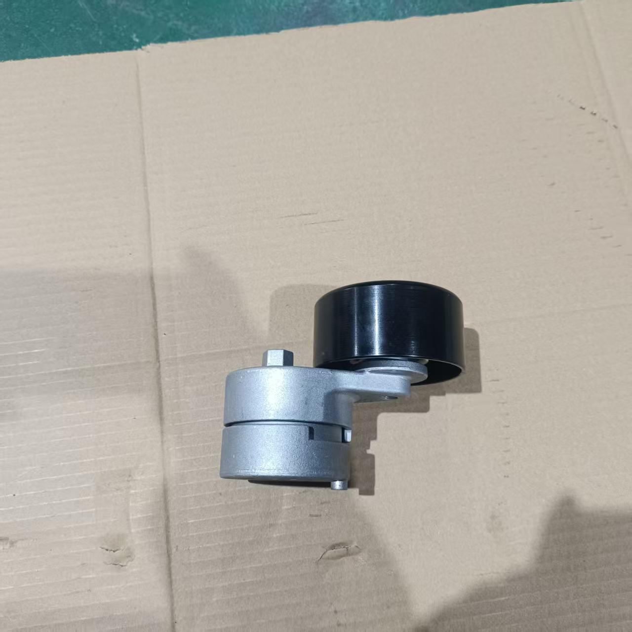 YUCHAI K11-1002450-02 Belt tensioner subassembly