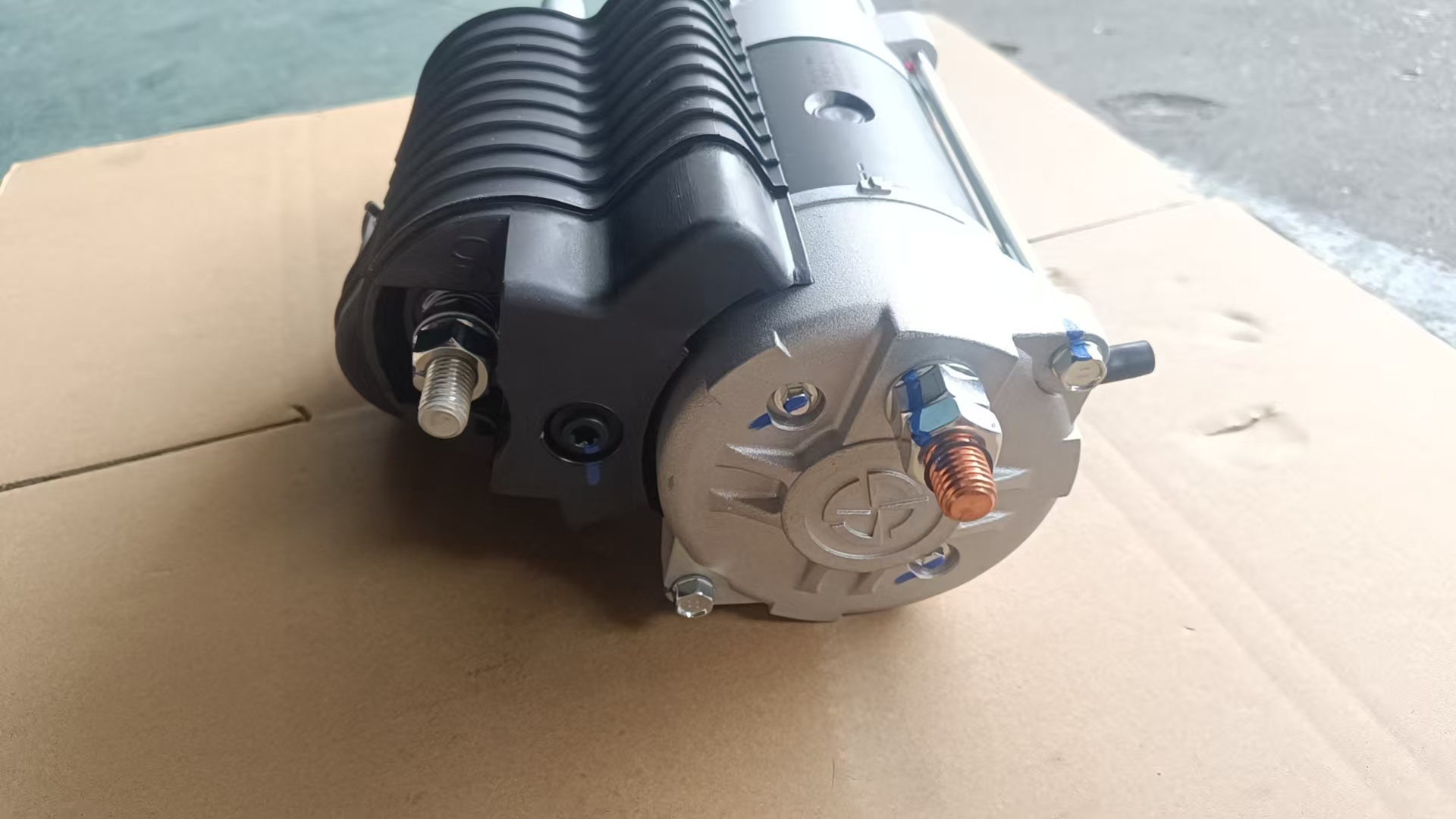 CUMMINS 4319129X starter motor