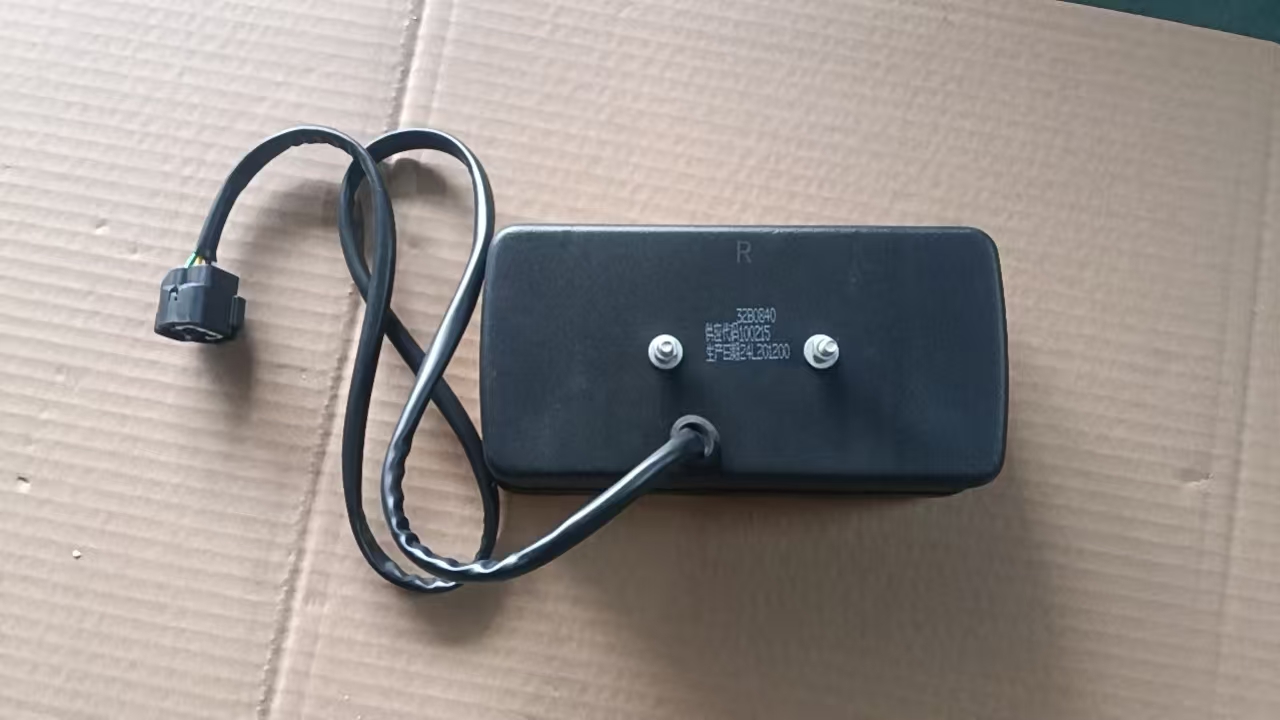 LIUGONG 32B0840 REAR COMBINATION LINGT