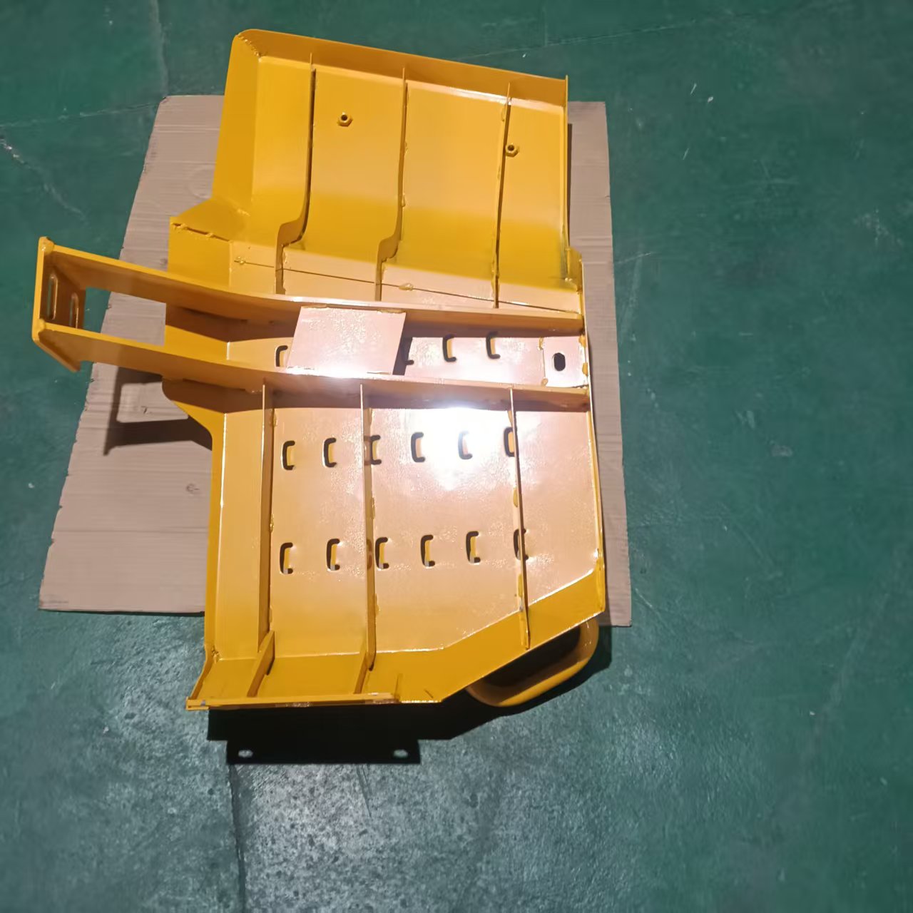 LIUGONG 40D2044 GUARDAFANGO DERECHO